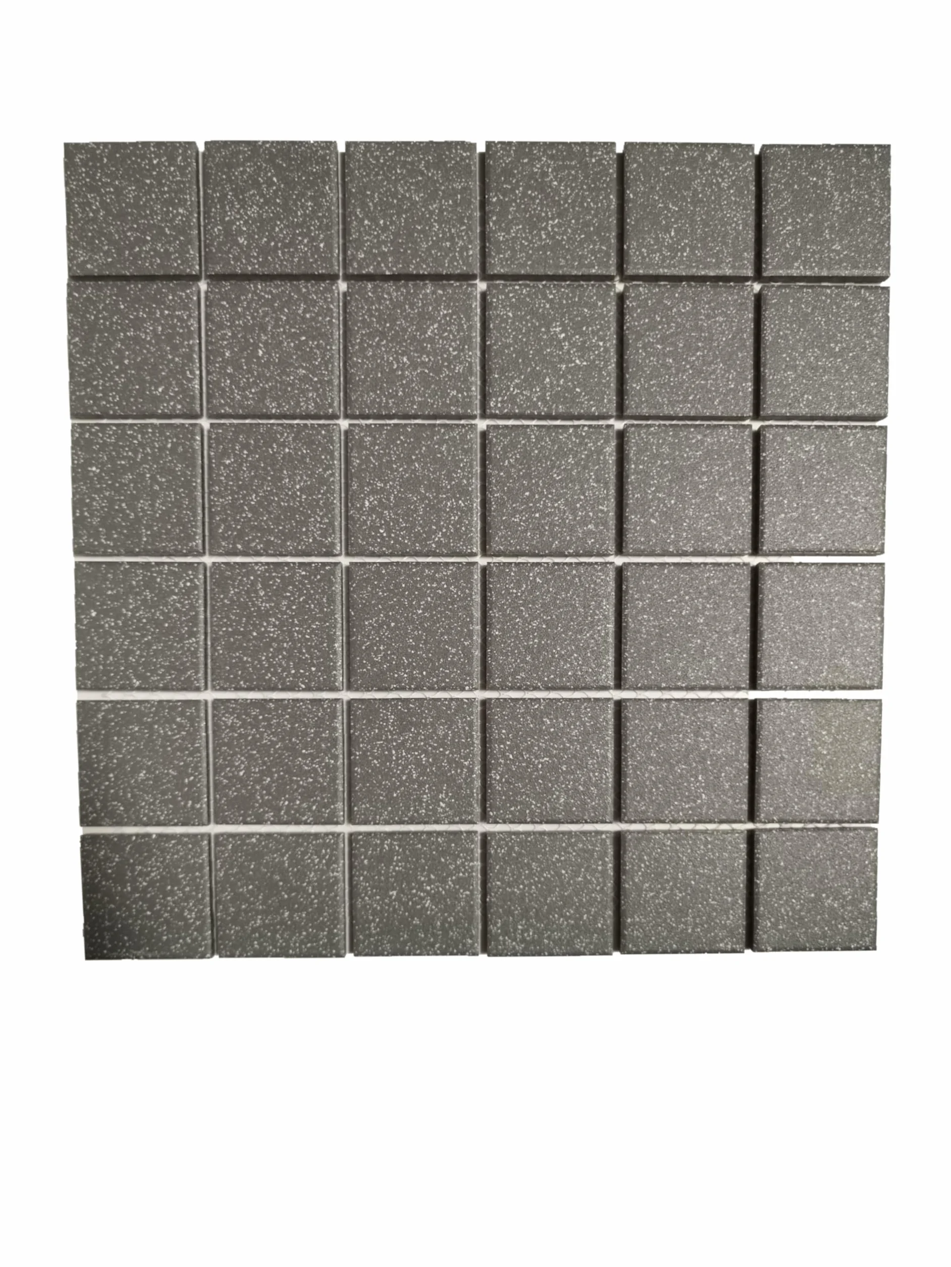 Mosaico enmallado de Porcelánico Todo Masa 4,8x4,8cm Modelo U014 Gris Oscuro Sal&Pimienta Malla 30x30cm