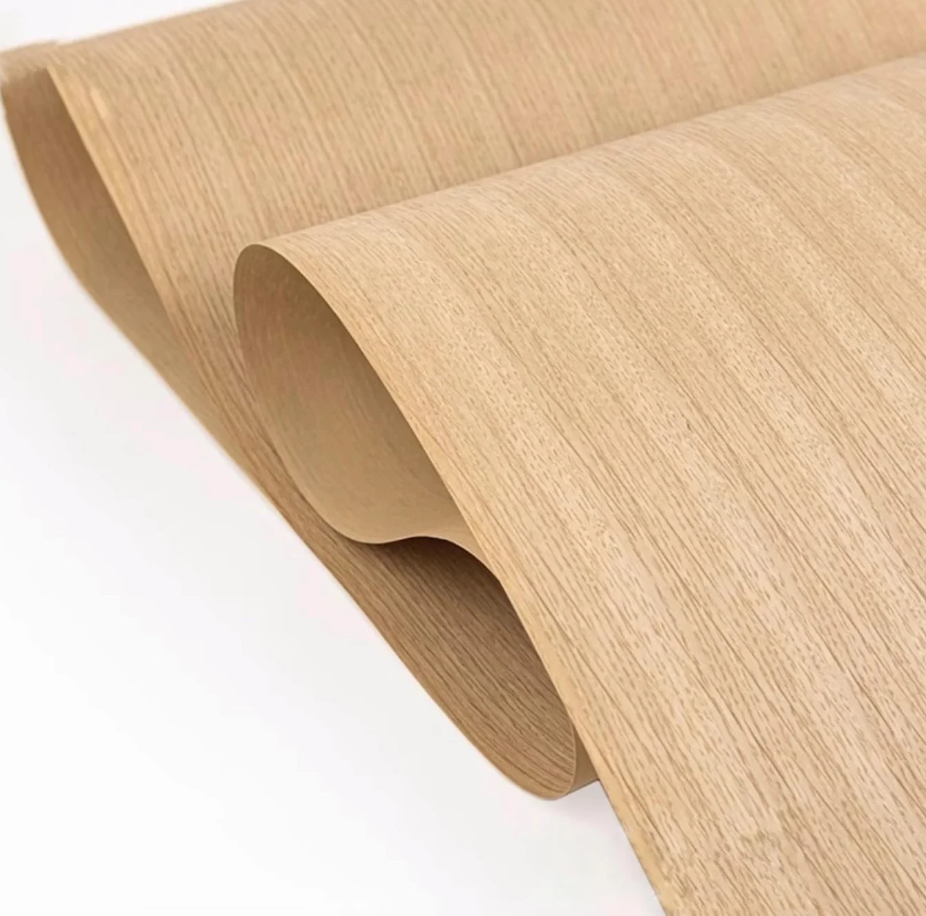 1 chapa de madera de roble blanco natural de grano recto de 2,5 metros de ancho, 58 cm de alto, 0,25 mm de ancho (parte trasera con papel kraft)