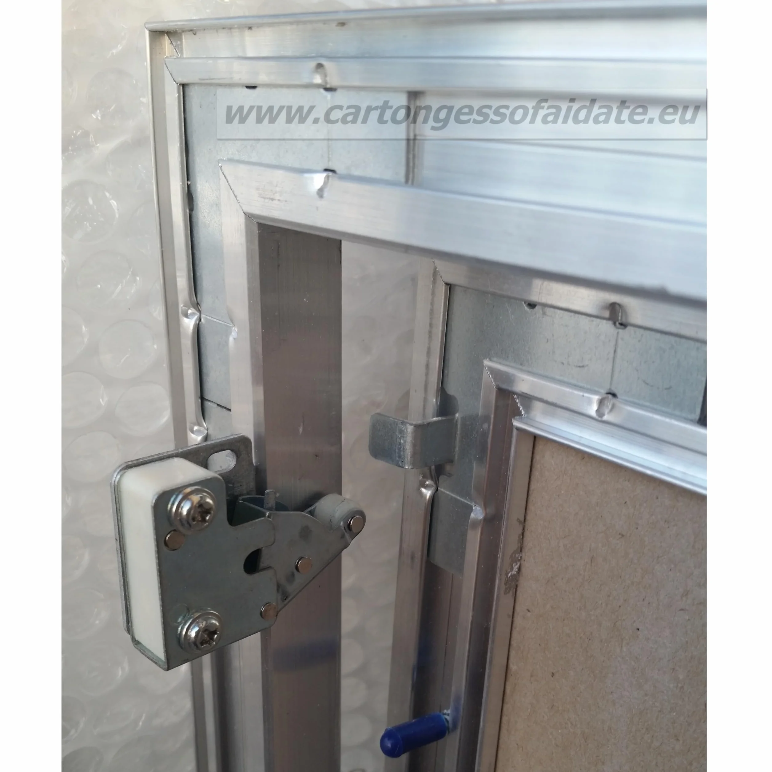 CARTONGESSO FAI DA TE - 4 uds. Mecanismo de apertura push pull para escotilla de inspección - nuevo modelo mini Latch L001C