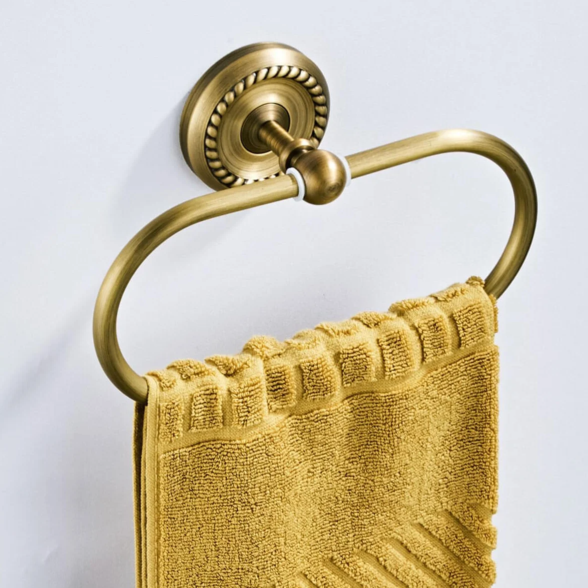 DOITOOL Toallero de Pared Ovalado de Latón para Baño y Cocina Ahorrador de Espacio