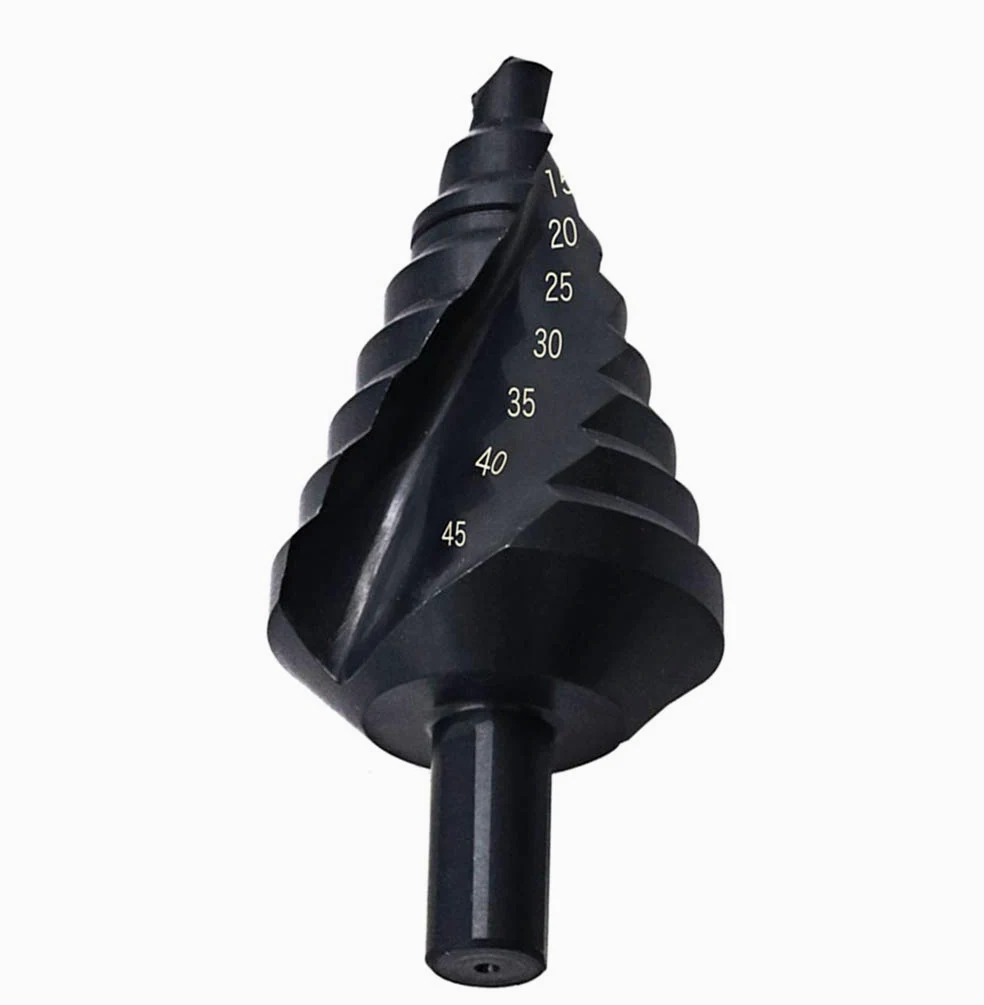 HSS Nitruro Broca Escalonada 10-45mm Espiral Pagoda paso Taladro Drill Acero Alta Velocidad para Acero al Carbono, Chapa Hierro, Tableros Aislamiento, PVC Tableros, Tablones DC15 Black