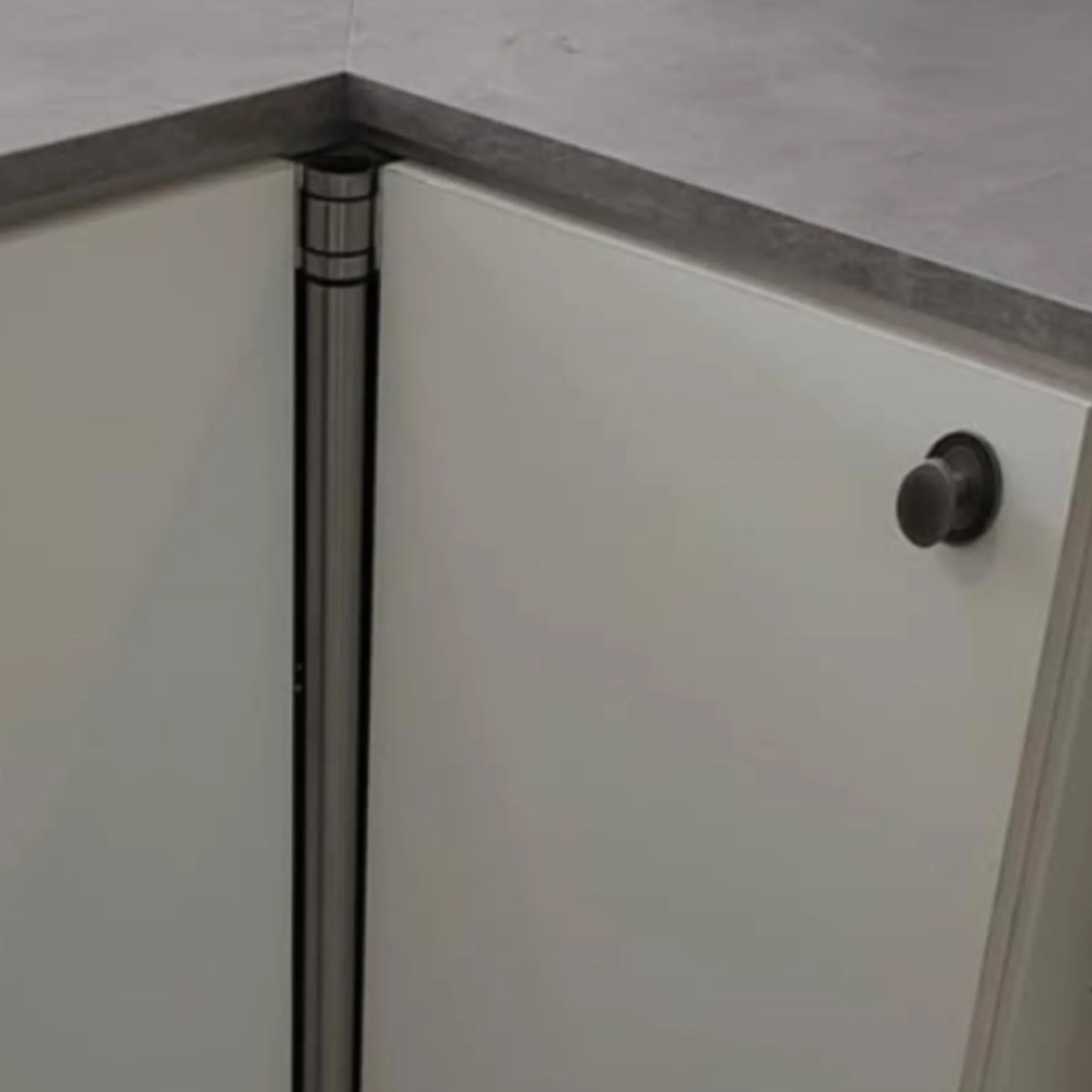 Bisagra Movi-Corner para Muebles de Rincón 70 cm-90 cm Inox Brillante