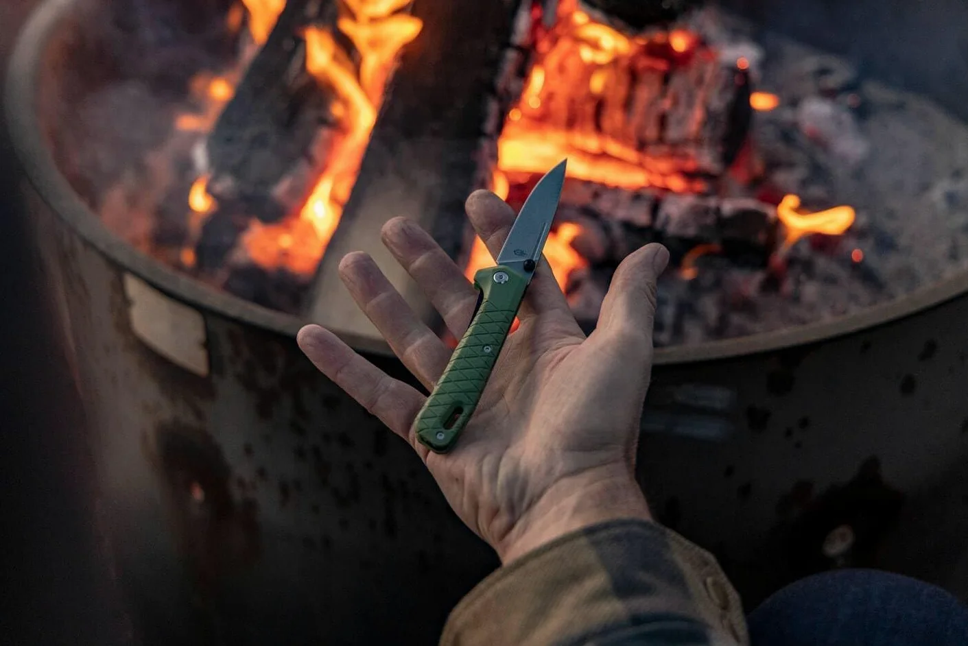 Gerber Navaja con Gancho para Cinturón, Longitud de la Hoja: 7,9 cm, Nylon Reforzado con Fibra de Vidrio/Acero 7Cr17MoV, Verde, Zilch, 1067530