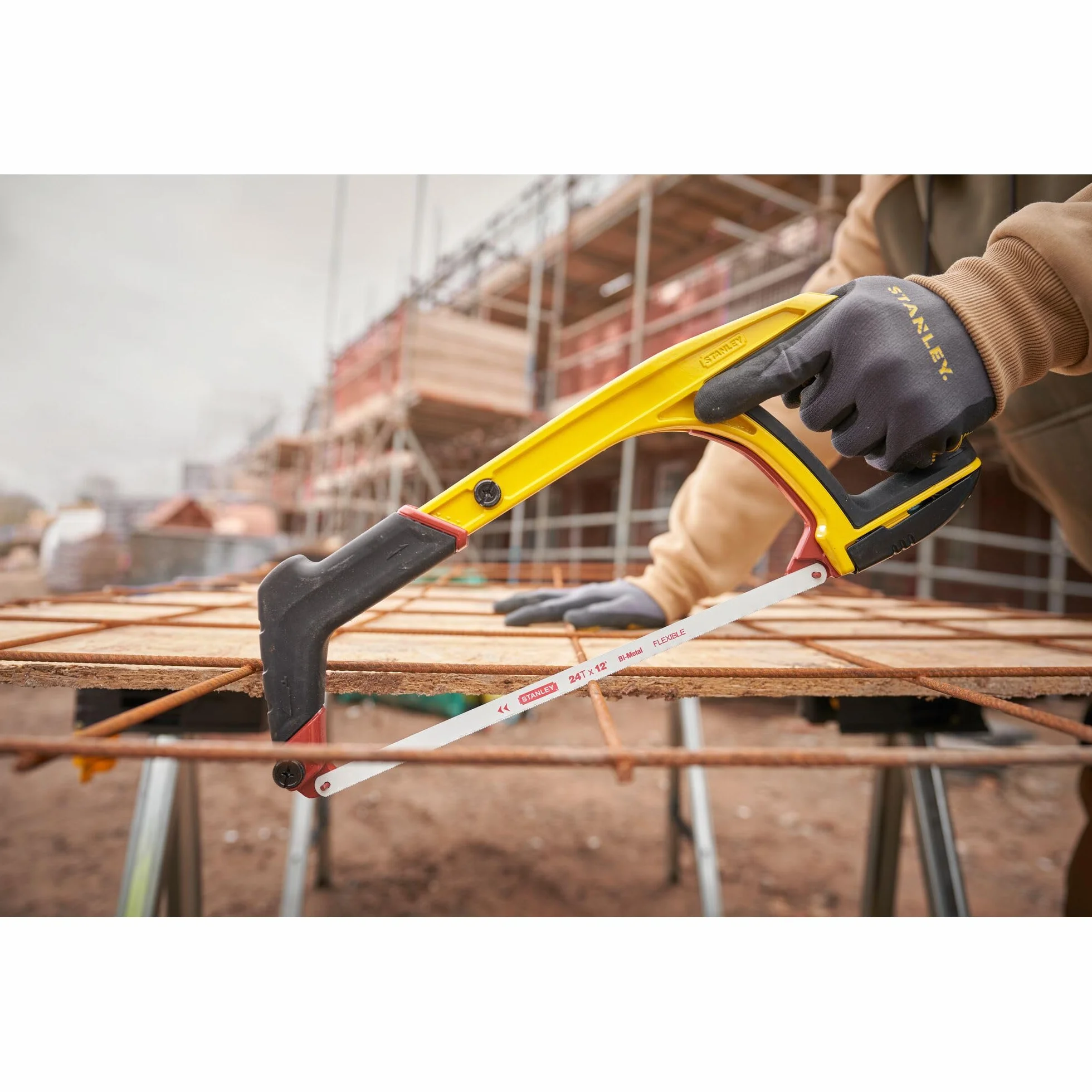STANLEY FATMAX Sierra multifunción 120mm 45° 90° Cuchillas almacenables Mango revólver bimaterial 0-20-108