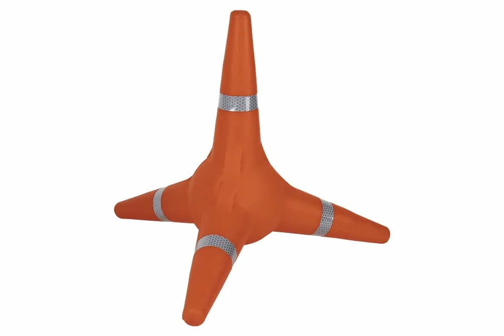 Cono Tetrapodo | Reflectante | Medida 380 mm | Color Naranja |Fabricado en Polietileno con Bandas Reflectantes
