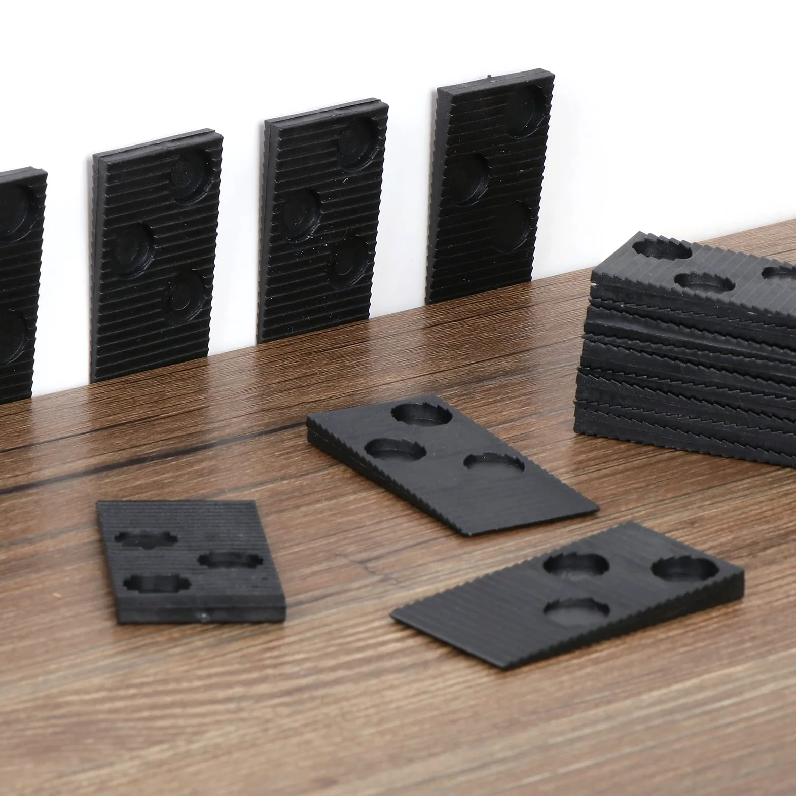 Kit de instalación de suelos de madera laminada, kit de reparación de suelos, herramienta de montaje de suelos de tablones con 40 espaciadores, barra de tracción, bloque de roscado sólido, mazo