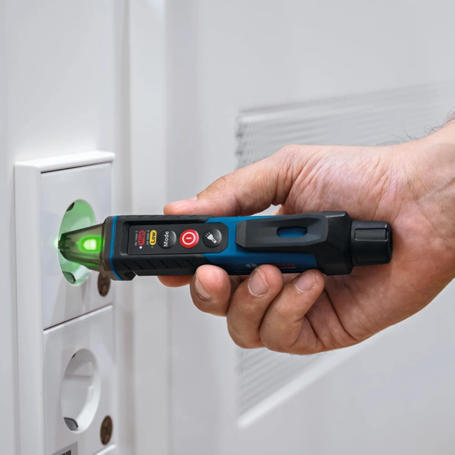 Bosch Professional GVD 1000-17 Detector de Voltaje sin Contacto 24-1000V AC IP67 CAT IV 1000V
