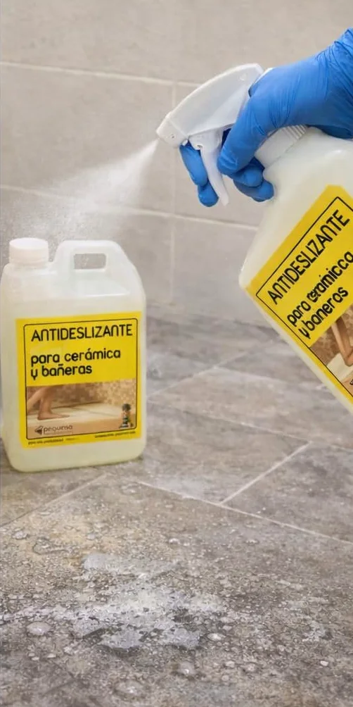 Líquido Antideslizante para Suelos Cerámicos y Gres, Envase 1 Litro
