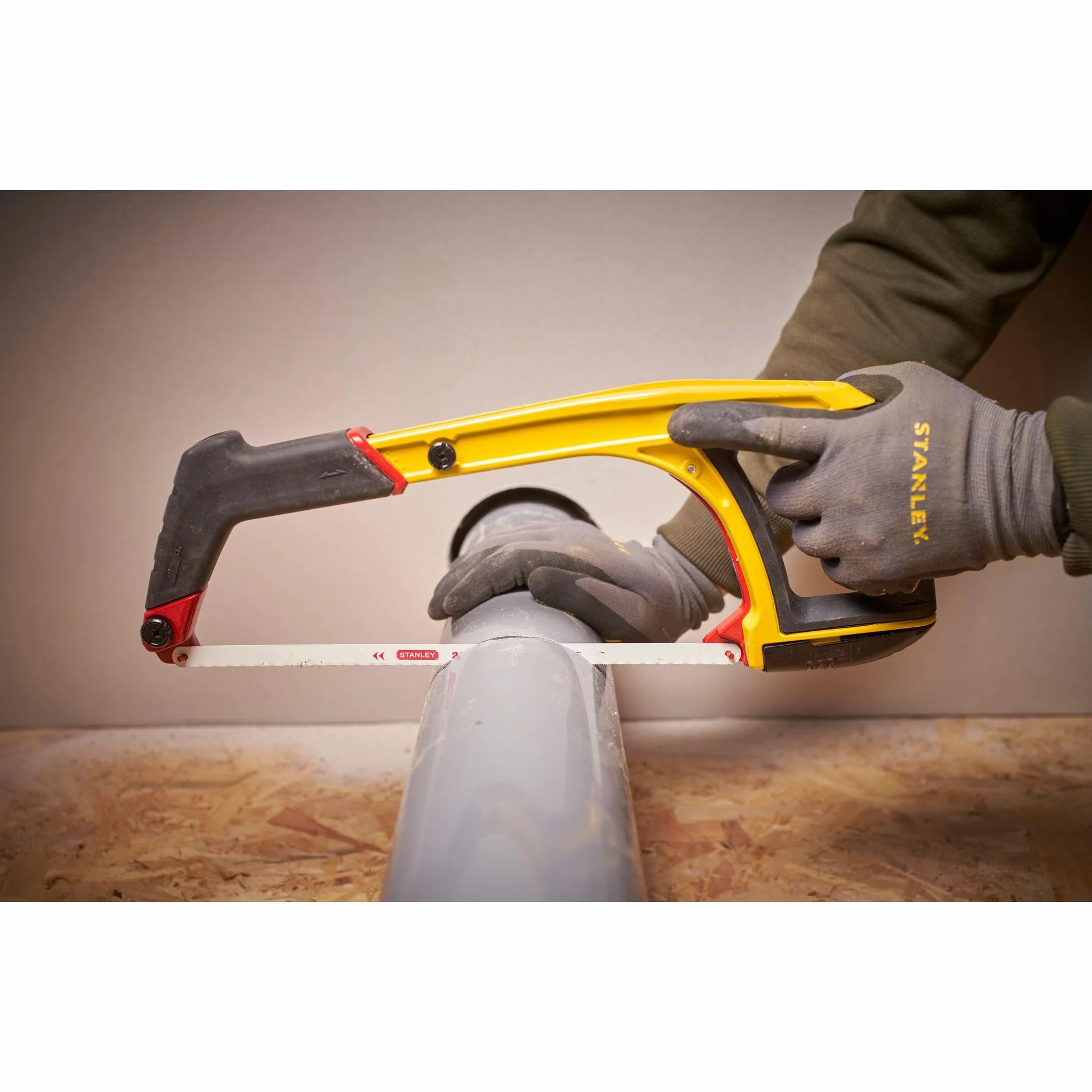 STANLEY FATMAX Sierra multifunción 120mm 45° 90° Cuchillas almacenables Mango revólver bimaterial 0-20-108