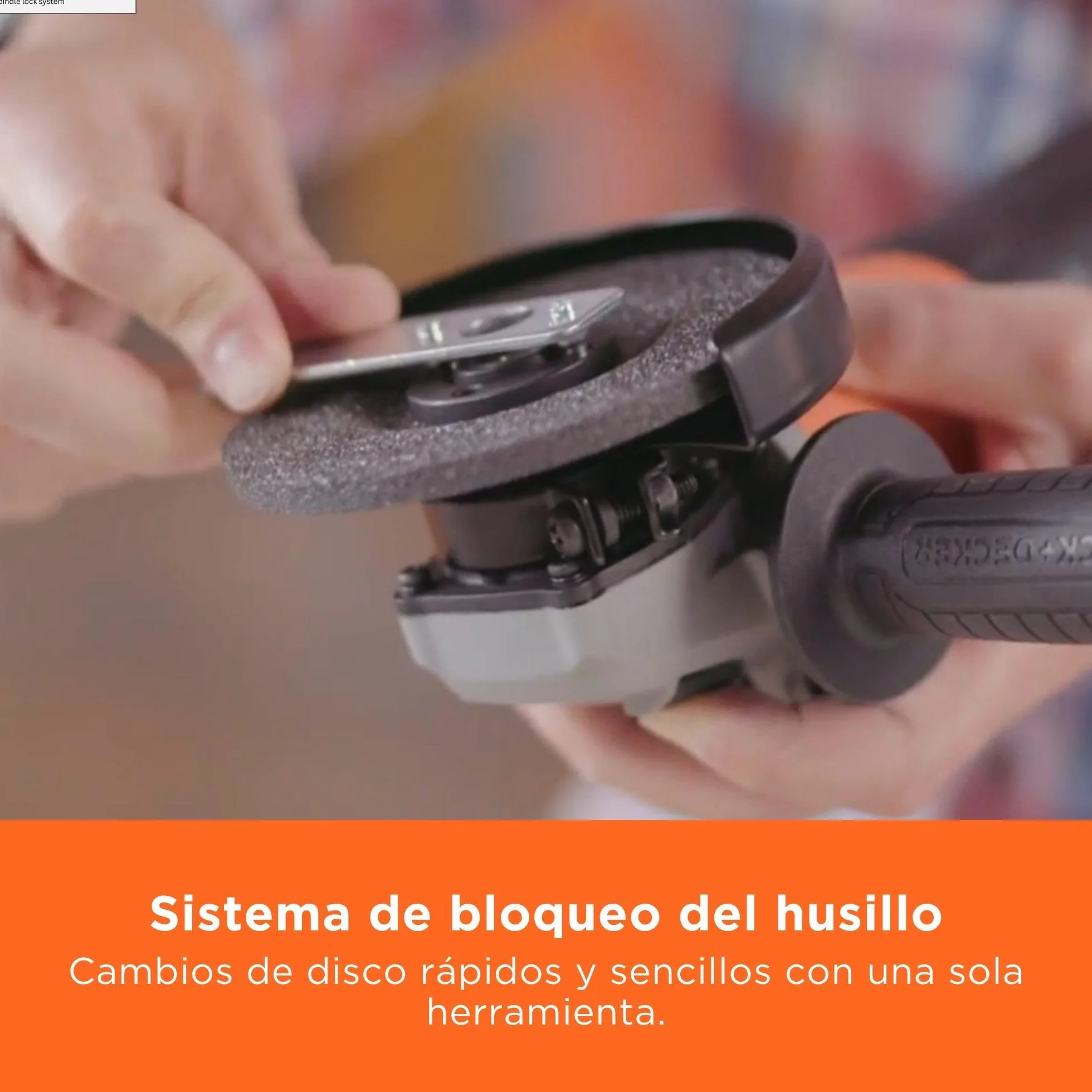 BLACK+DECKER Amoladora angular compacta con cable de 15mm 710W, BEG010-QS,
