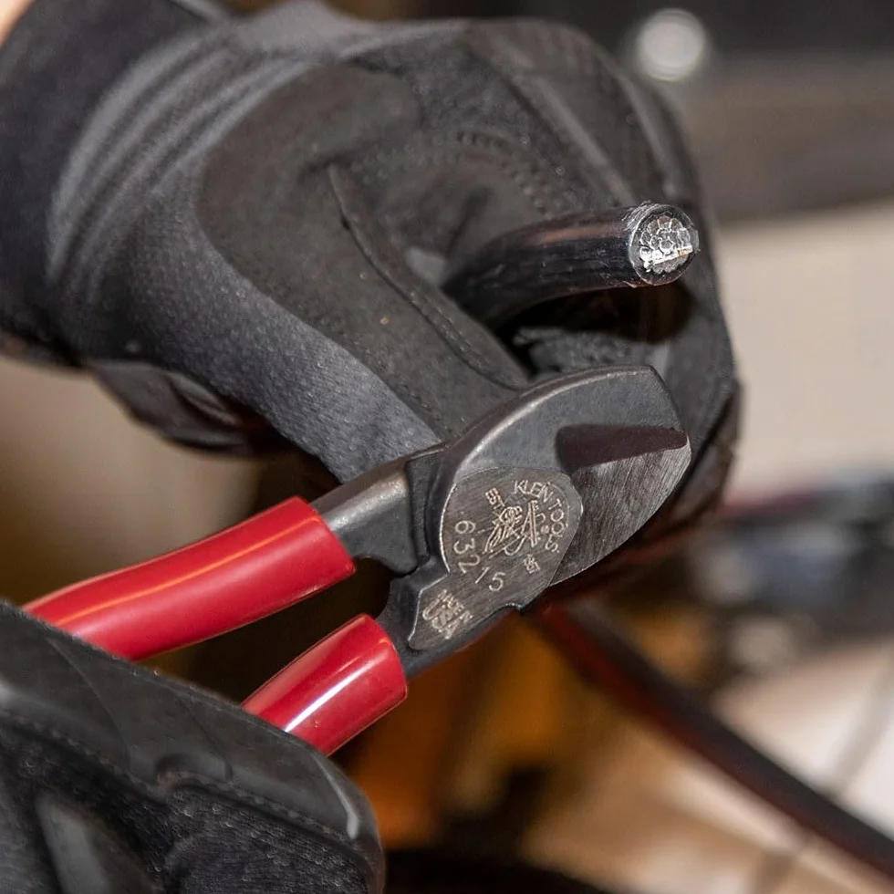 Klein Tools 63215 - Cortacables, fabricado en Estados Unidos, compacto, alto apalancamiento, forjado de acero fabricado en Estados Unidos, ideal para cortar cables de aluminio y cobre