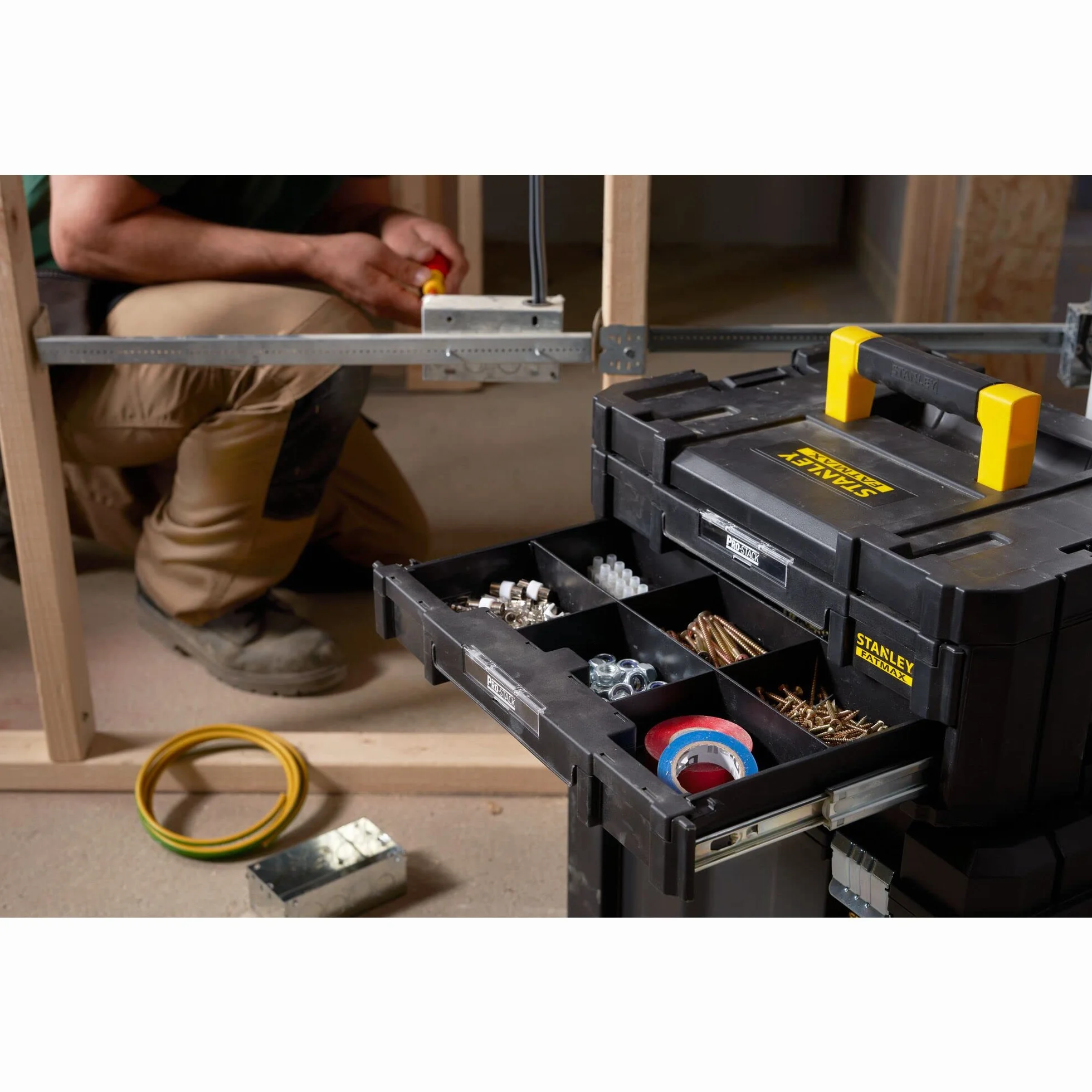 STANLEY FATMAX Cajonera Doble PRO-STAK IV 2 Cajones Modulares Apilable 8L