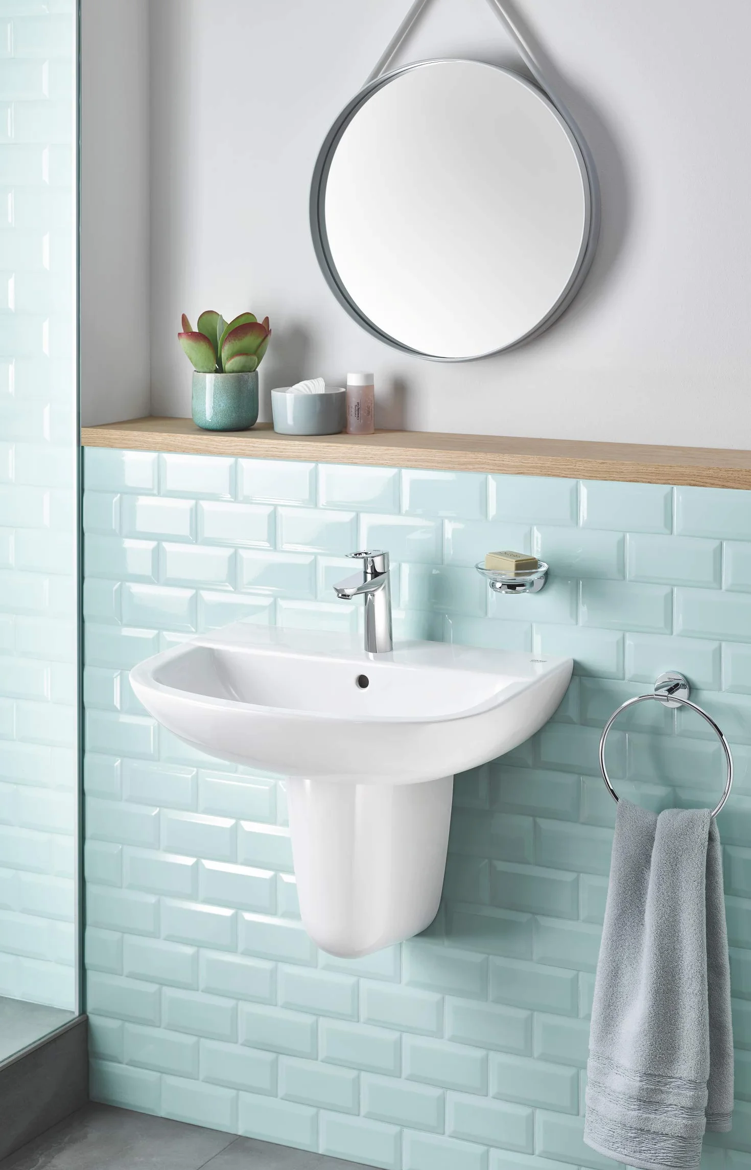 Grohe BauCosmopolitan Toallero Plata Cromado Ref.40460001