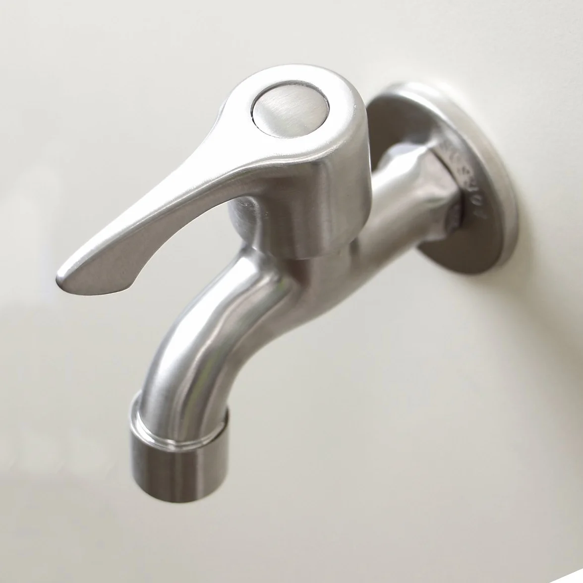 Grifo de Acero Inoxidable Fundido 304 1/2'