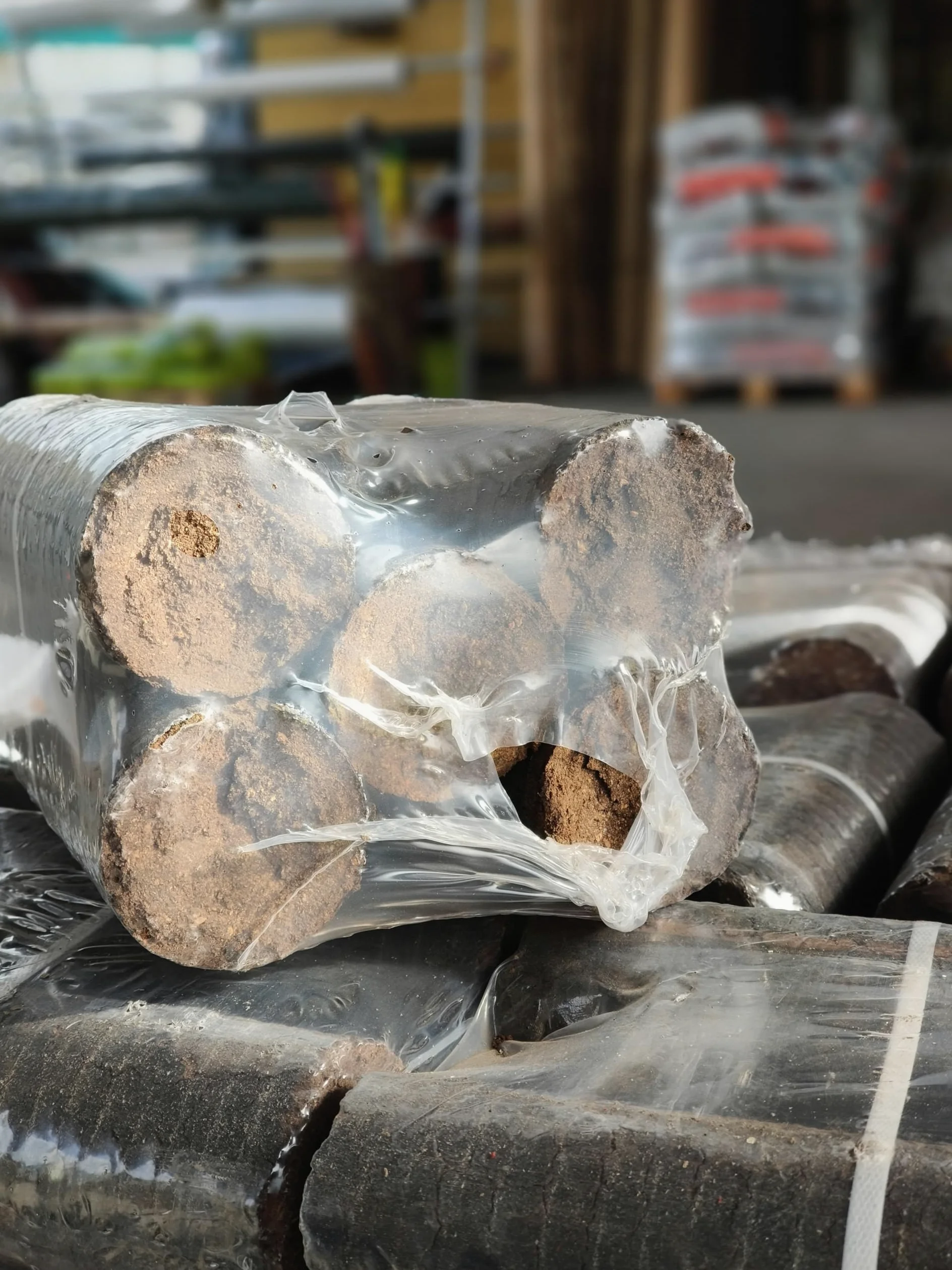 Briquetas de Madera Ecológicas de Encina 5 Troncos (6.5kg Aprox.). Briquetas para chimenas o Estufas. 100% Naturales. Combustible Natural