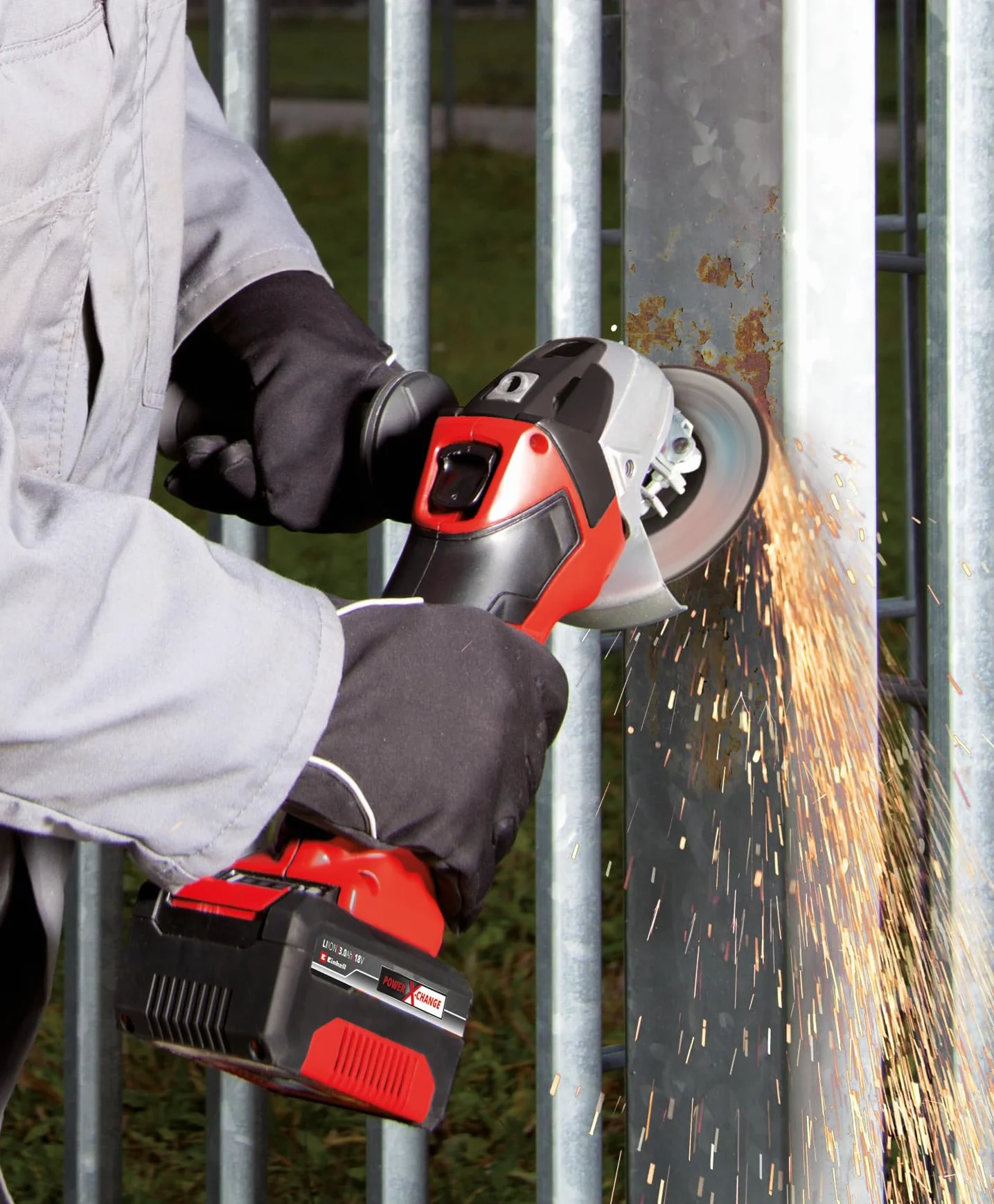 Einhell Amoladora angular con batería TC-AG 18/115 Li-Solo Power X-Change (18 V, 115 mm diámetro de disco, 28 mm profundidad de corte, arranquue suave, sin disco, sin batería) | PXC | 18 V | Ø 115 mm | Profundidad de corte 28 mm | Arranque progresivo | Si