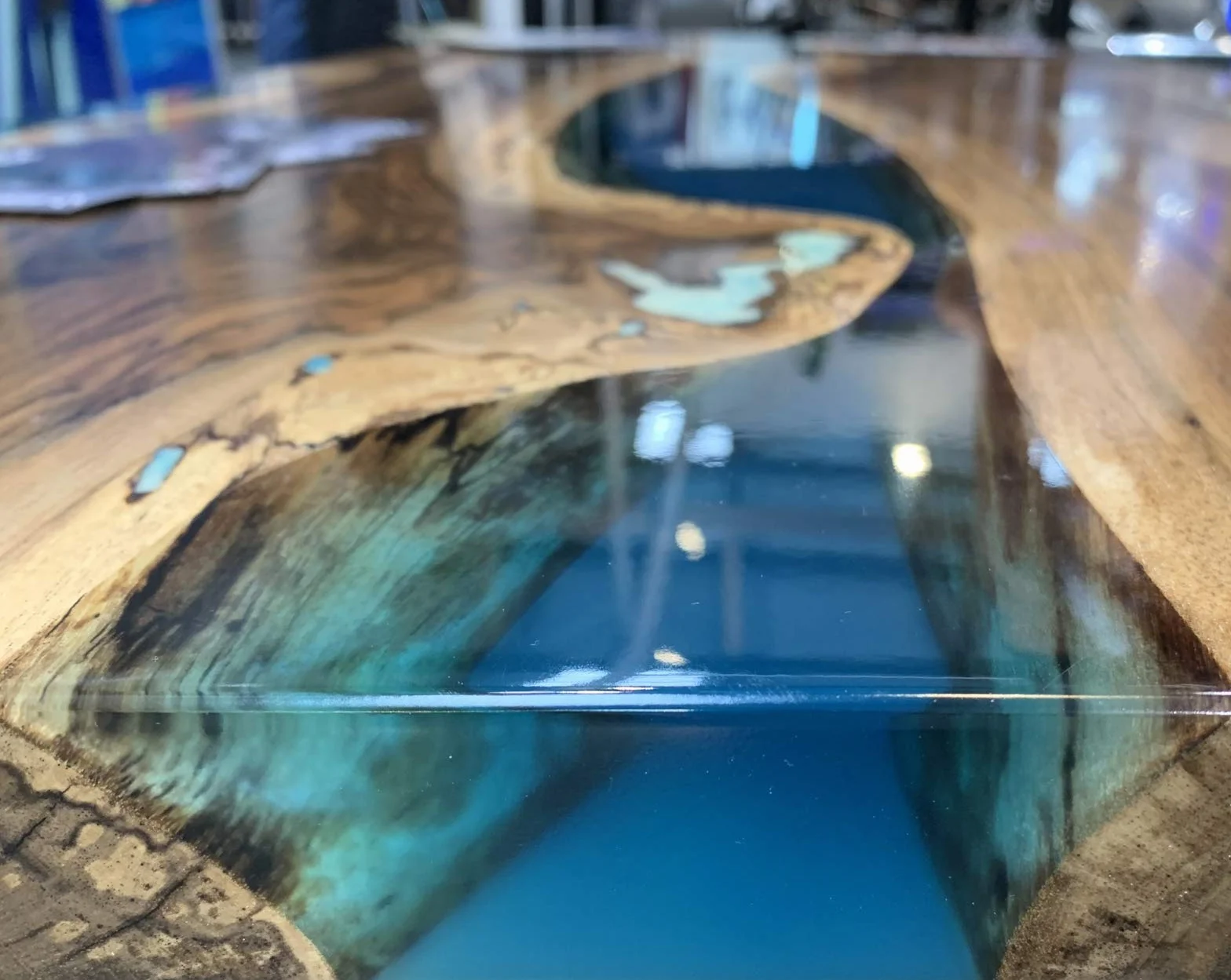 Dipoxy Gold03 2K-700 - Resina epoxi con pigmento (0,75 kg + 10 g)
