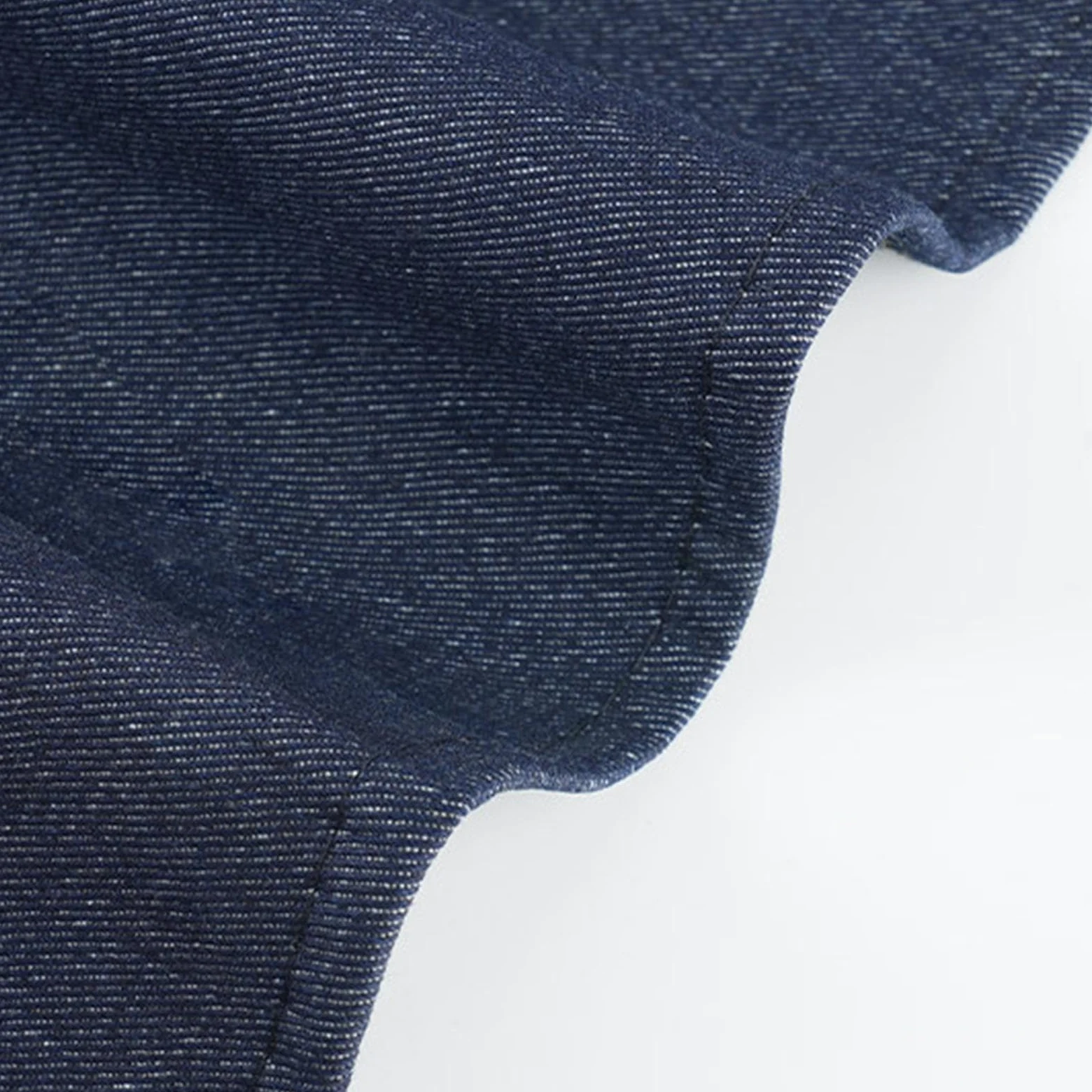 MERIGLARE Delantal de Soldadura Confeccionado en Denim Robusto Protección de Manga Larga Almacenamiento Fácil Gracias Al Bolsillo Comodidad Durante Largas, Longitud 112 Cm