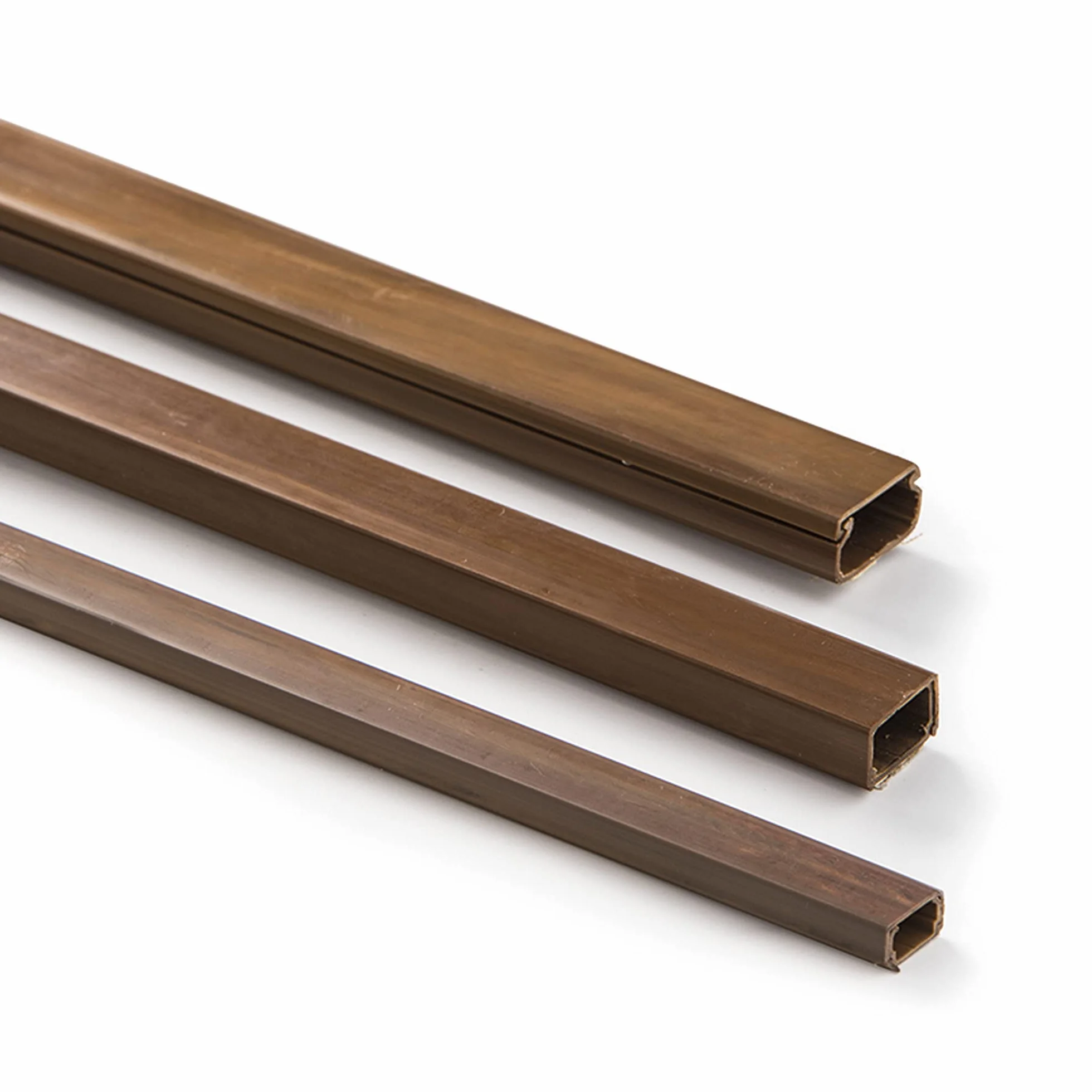 FAMATEL Minicanal Efecto Madera 10 x 20 mm 2 m