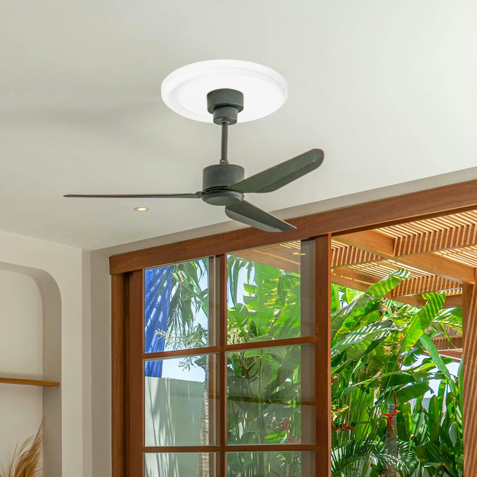 Genérico Medallón Decorativo de Poliuretano Redondo para Ventiladores de Techo Blanco Instalación Fácil y Desmontable para Salas y Dormitorios