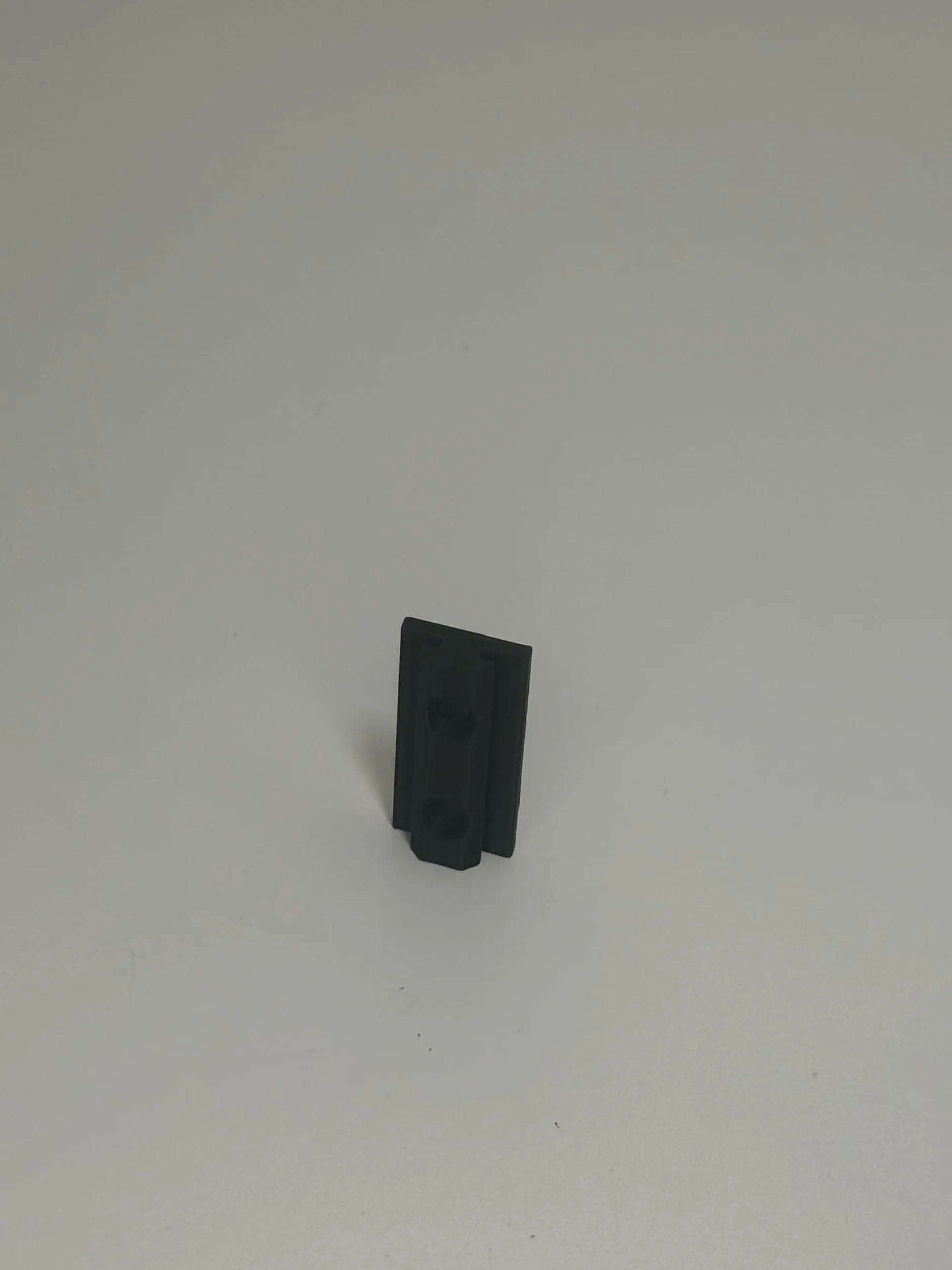 Juego de 2 deslizadores para perfiles de aluminio, tipo B, 40 mm, color negro, con orificio, para perfiles de aluminio tipo B, ranura 6, 20 x 20 mm