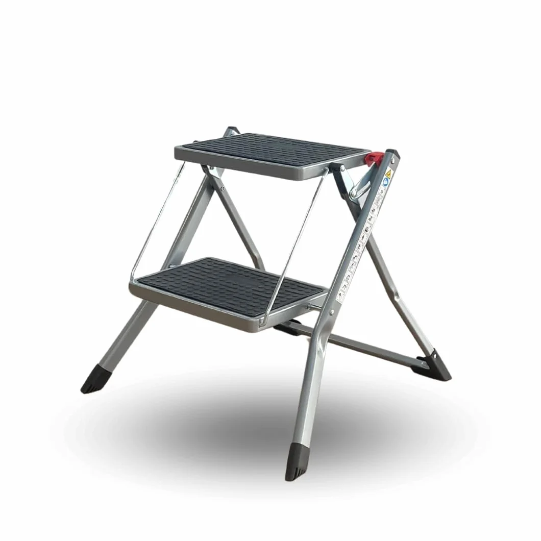 BTF Mini Escalera plegable de 2 Peldaños de 20x30 cm - 20cm de profundo, goma antideslizante y asa de sujetación | Medidas cerrada 49,5x3,6x54,5 cm Certificada GS TüV Rheinland EN14183 Carga de 150 kg