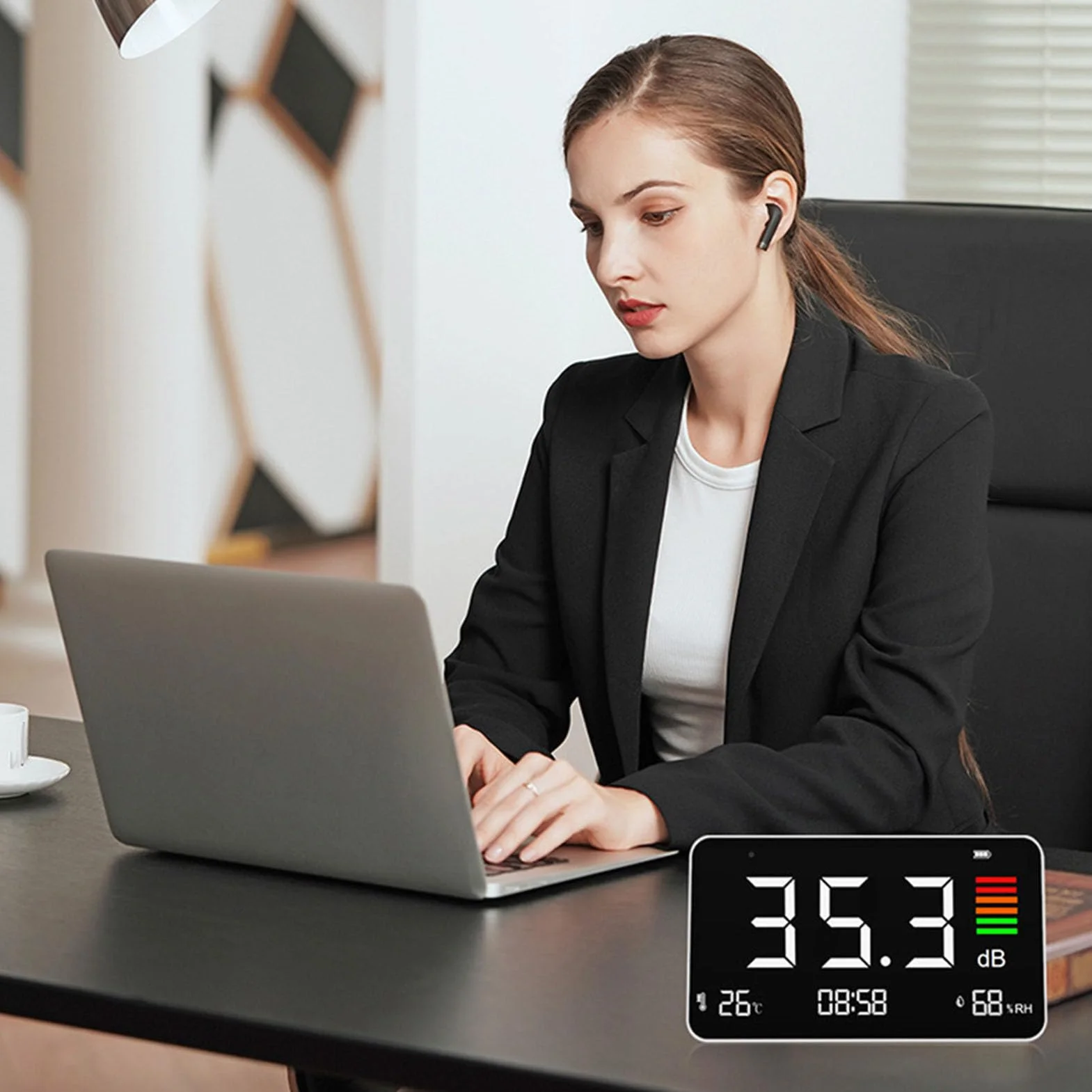 Medidor Digital de Decibelios, Medidor de Nivel de Sonido de Escritorio 30-130dBA con Detección de Humedad de Temperatura, Pantalla LED Medidor de Humedad de Temperatura de