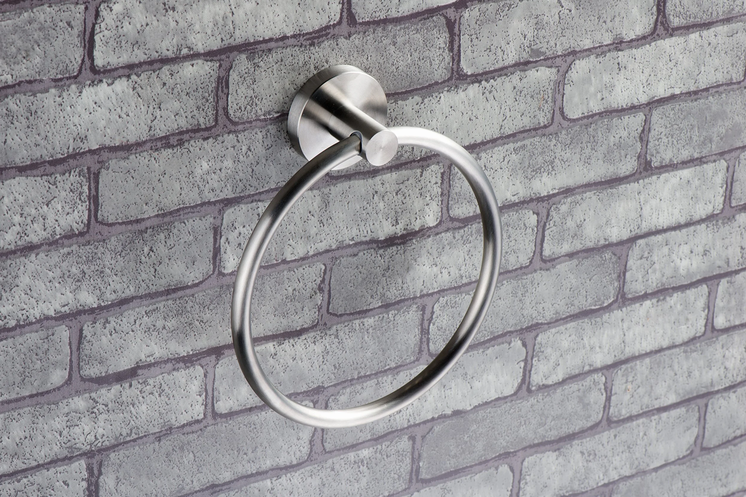 Toallero de acero inoxidable cepillado para cuarto de baño Soporte de baño Gancho de toalla Anillo