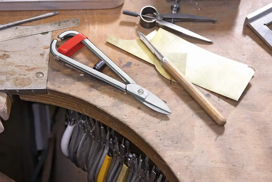 Bessey Tijera orfebrería 180mm