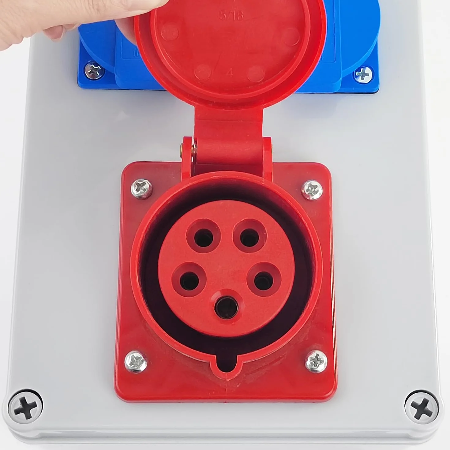 Distribuidor de Corriente 16A 5P, 220V Enchufe Pared Cuadro Electrico, Caja Eléctrica con Toma Exterior Impermeable IP44, para Interior/Exterior, Talleres y Fábricas