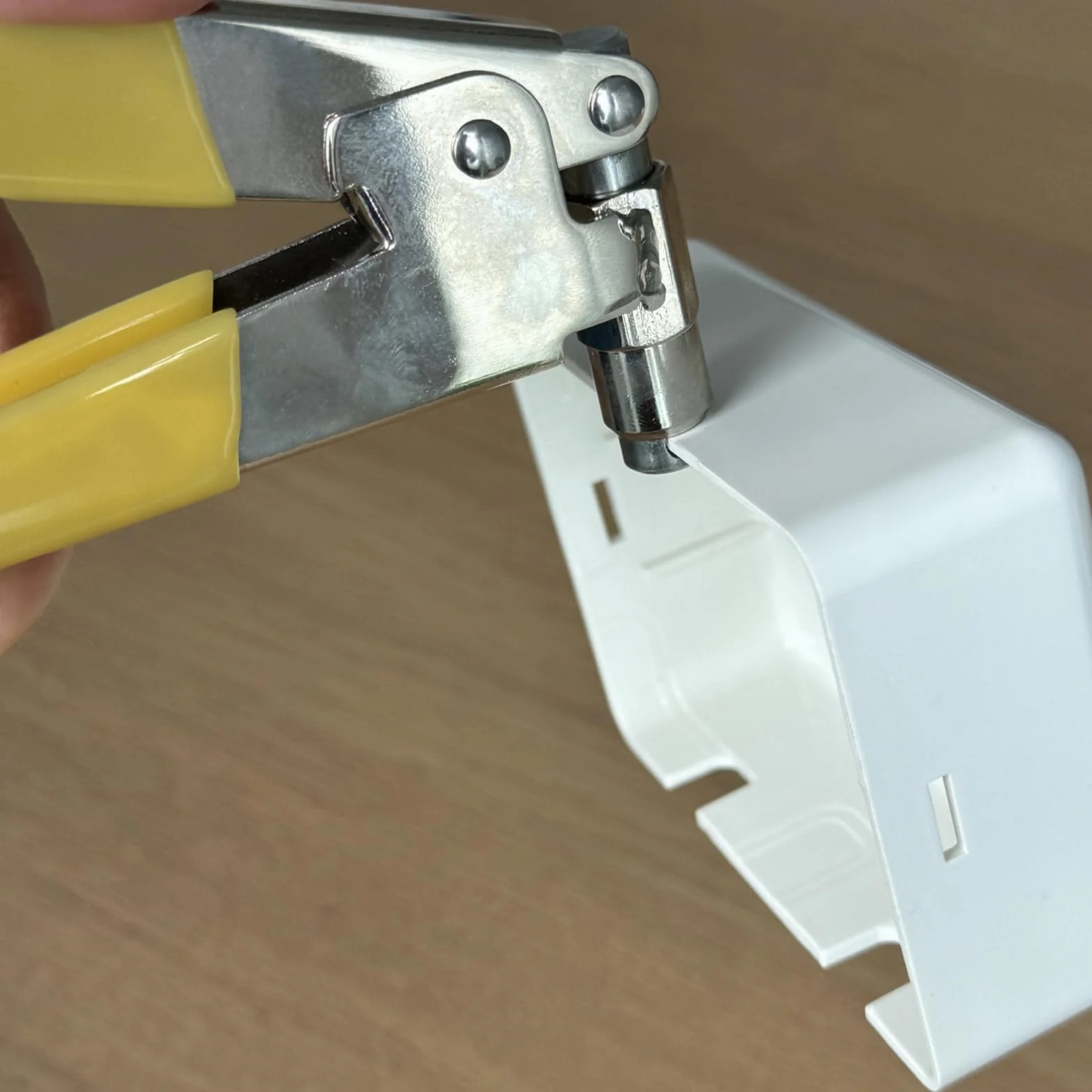 Alicates de nicho, alicates de corte lateral, herramienta de perforación eléctrica para caja de derivación eléctrica, cortador lateral resistente, perforado de 10,5 mm