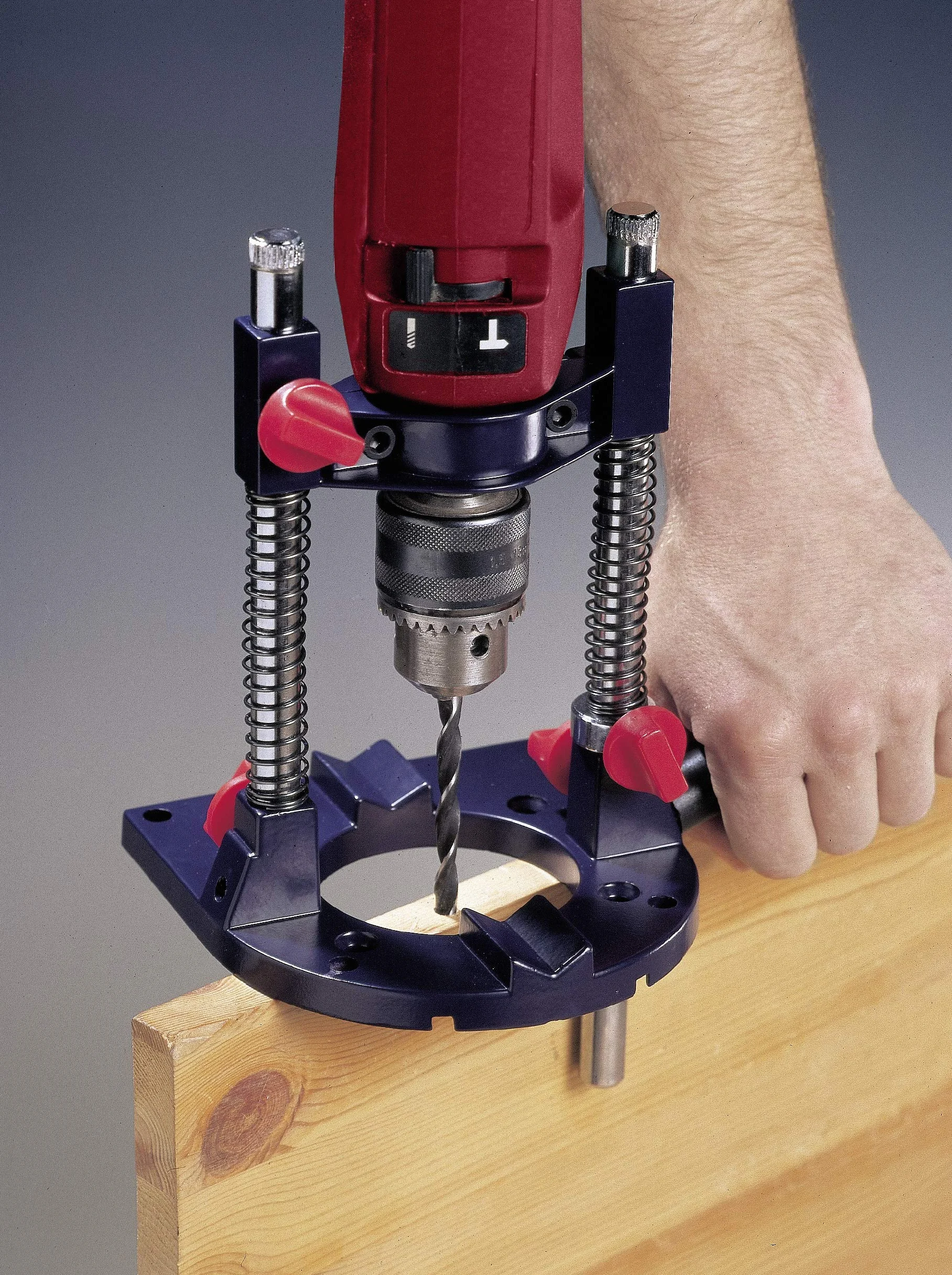 kwb | Soporte de Taladro con Cuello Europeo de 43mm | Soporte de Mango | Taladro móvil para atornilladores sin Cable con Soporte a Juego, Soporte de Taladro móvil para taladros Rectos y en ángulo.