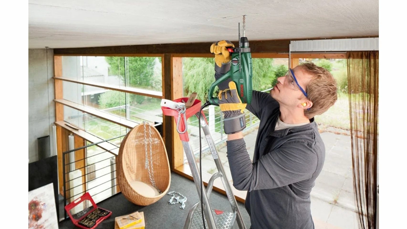 Bosch martillo perforador PBH 2100 RE (550 vatios, en maletín)