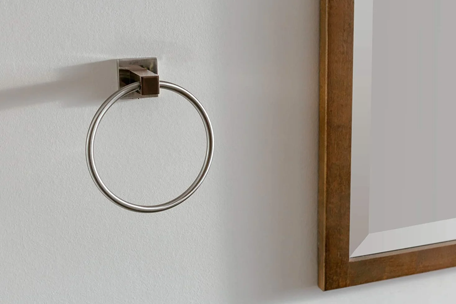 YUET Toallero de Anilla, Porta Toallas Redondo, Acero Inoxidable, Montaje en Pared (Plata)