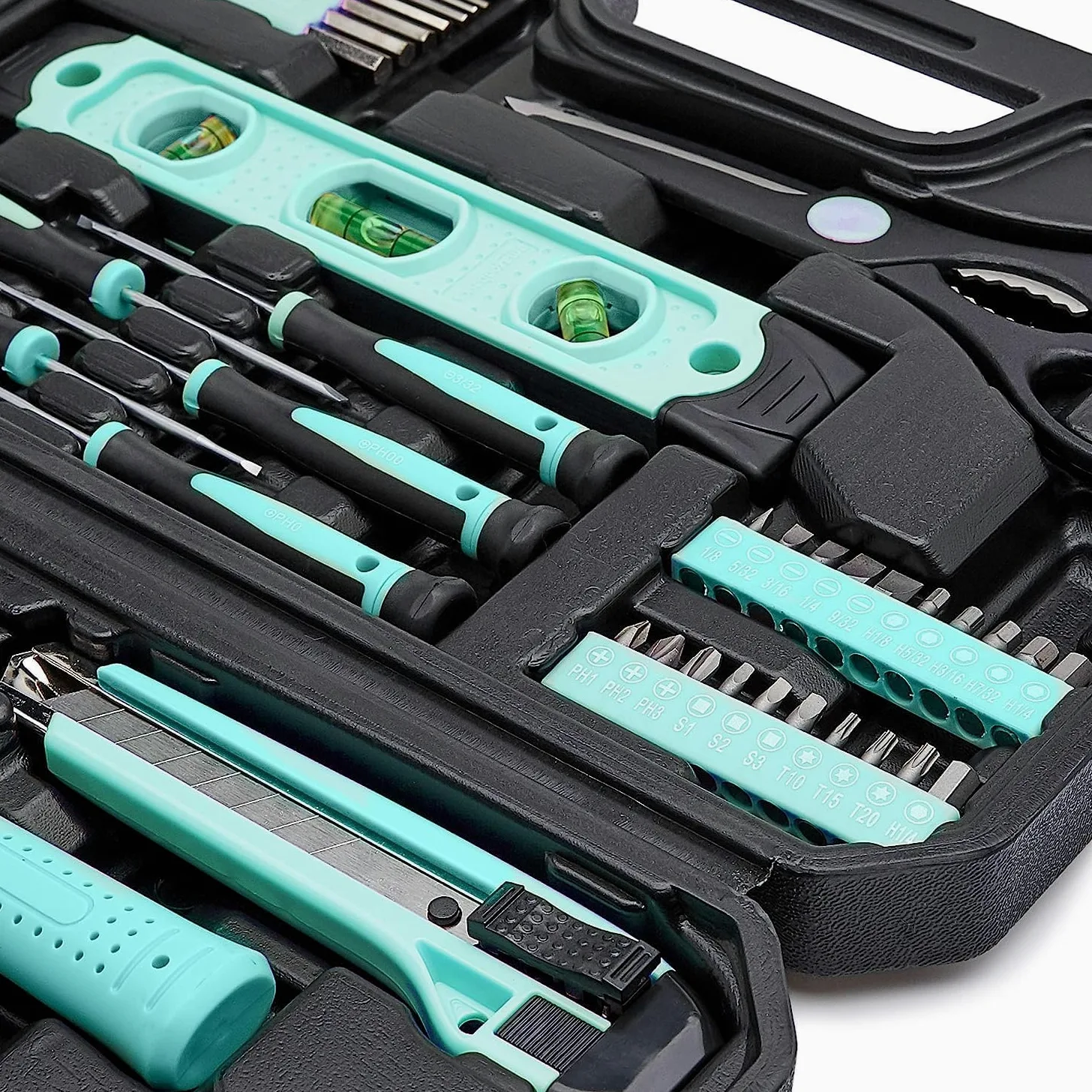 Amazon Basics - Kit de herramientas para el hogar con estuche, 142 unidades, Azul Turquesa, 34 x 23,5 x 7,5 cm