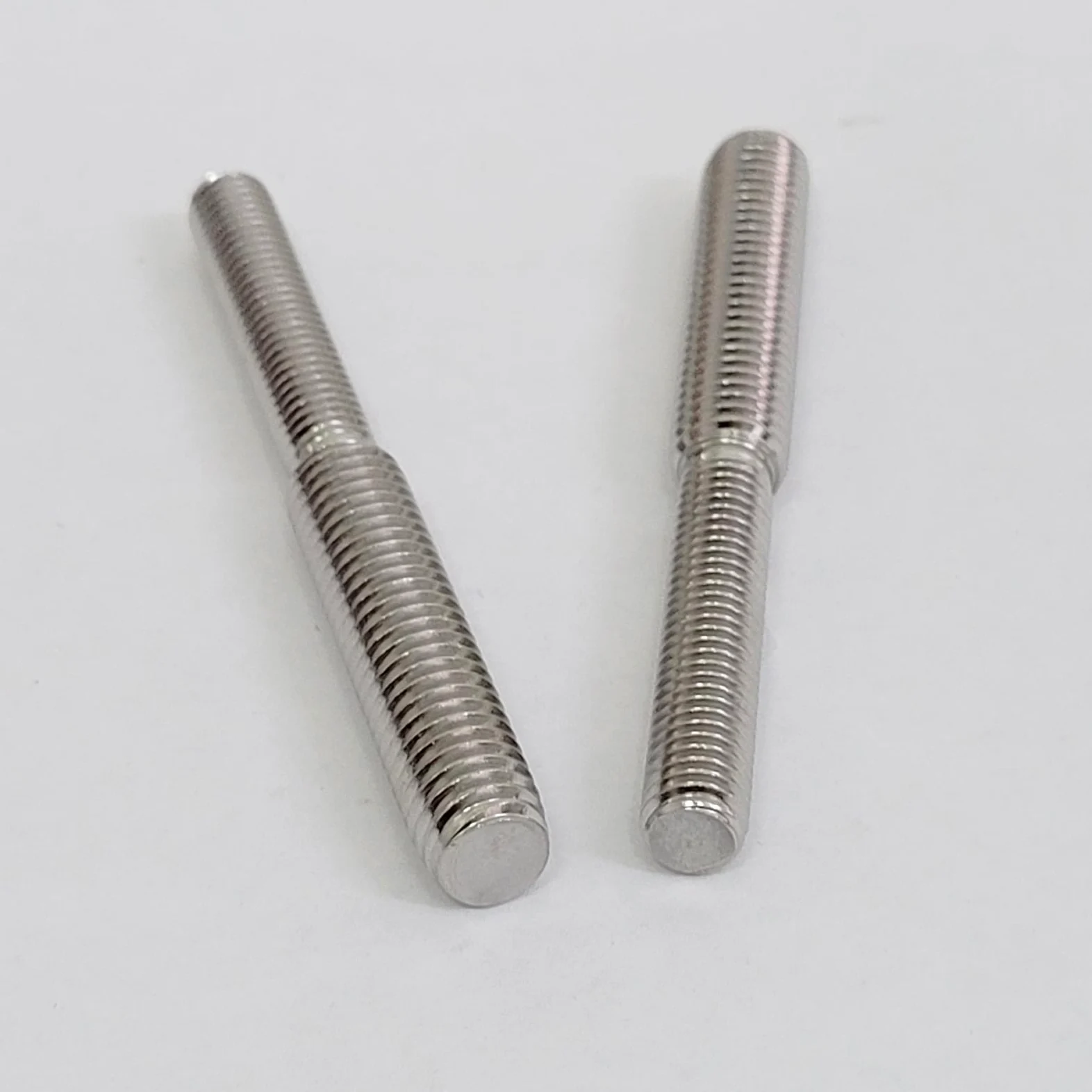 Adaptadores roscados reductores de diámetro de acero inoxidable 304 con perno de doble cabeza de 10 x 80 mm para sujetadores de columnas estructurales (m6 a m8) (M8 to M10)