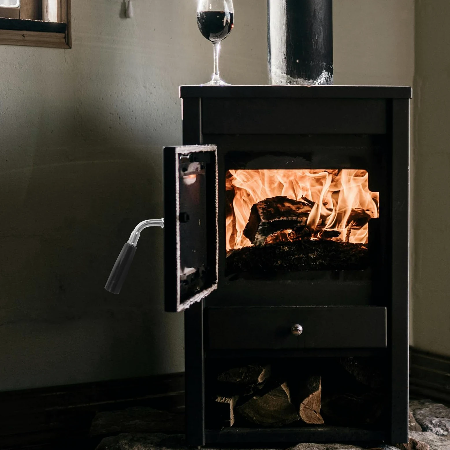Manija de Puerta de Chimenea Resistente al Calor 16x10x2.5 Cm Metálica Antideslizante para Estufa de Leña, Horno, Caldera y Fogata – Accesorio para Repuesto de Hogar