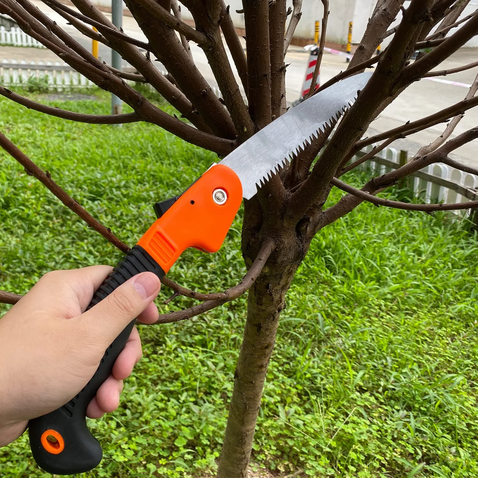 Newaner Serrucho de Poda Plegable 180mm Sierra de Mano Mango Antideslizante Cierre de Seguridad Naranja