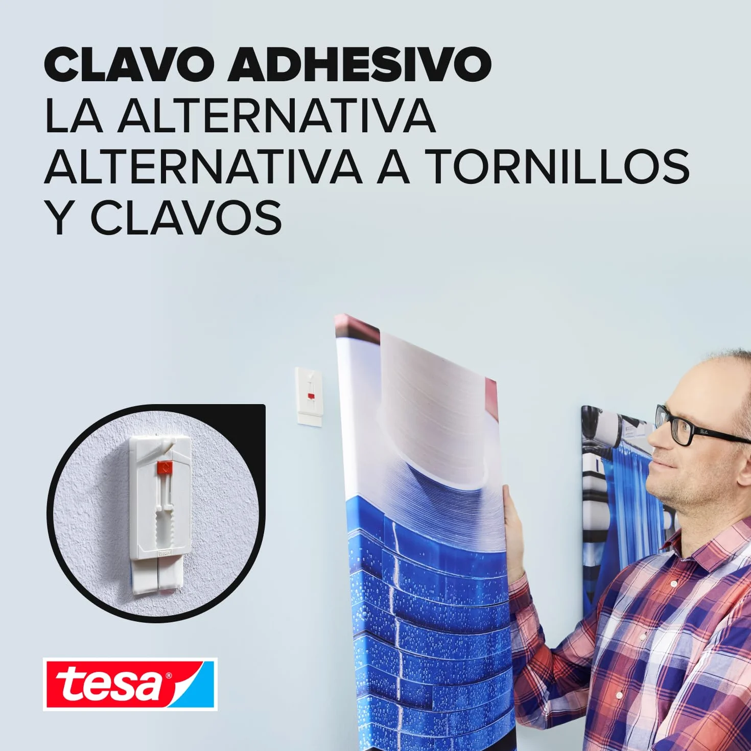 tesa Clavo Adhesivo Ajustable para Paredes Pintadas y Yeso 2 kg, Colgador con Altura Ajustable Sin Perforaciones, Paquete con 2 Clavos Adhesivos y 6 Tiras