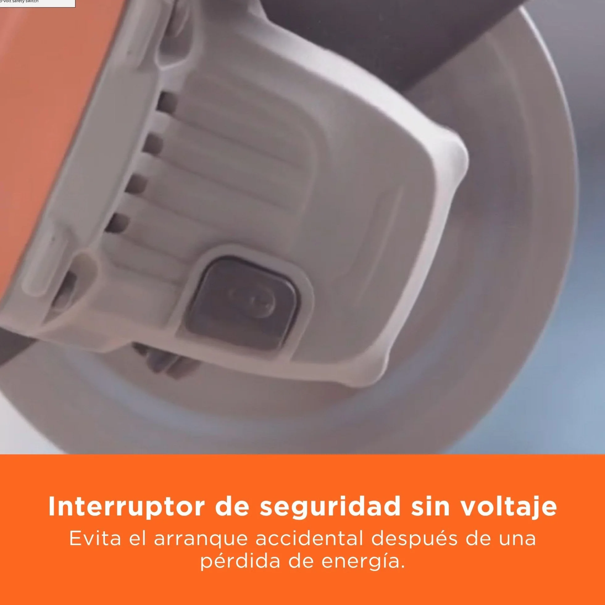 BLACK+DECKER Amoladora angular compacta con cable de 15mm 710W, BEG010-QS,