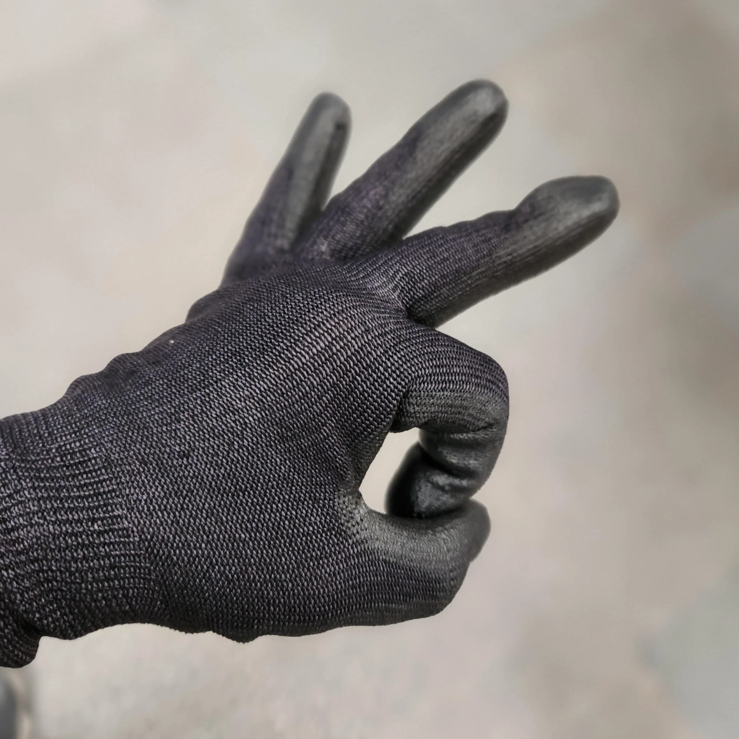 Guantes de trabajo Anti-corte EN388 BLACK Tactil TOUCH v.2 Revestimiento Nitrilo Antideslizante Protección laboral Profesionales BTT