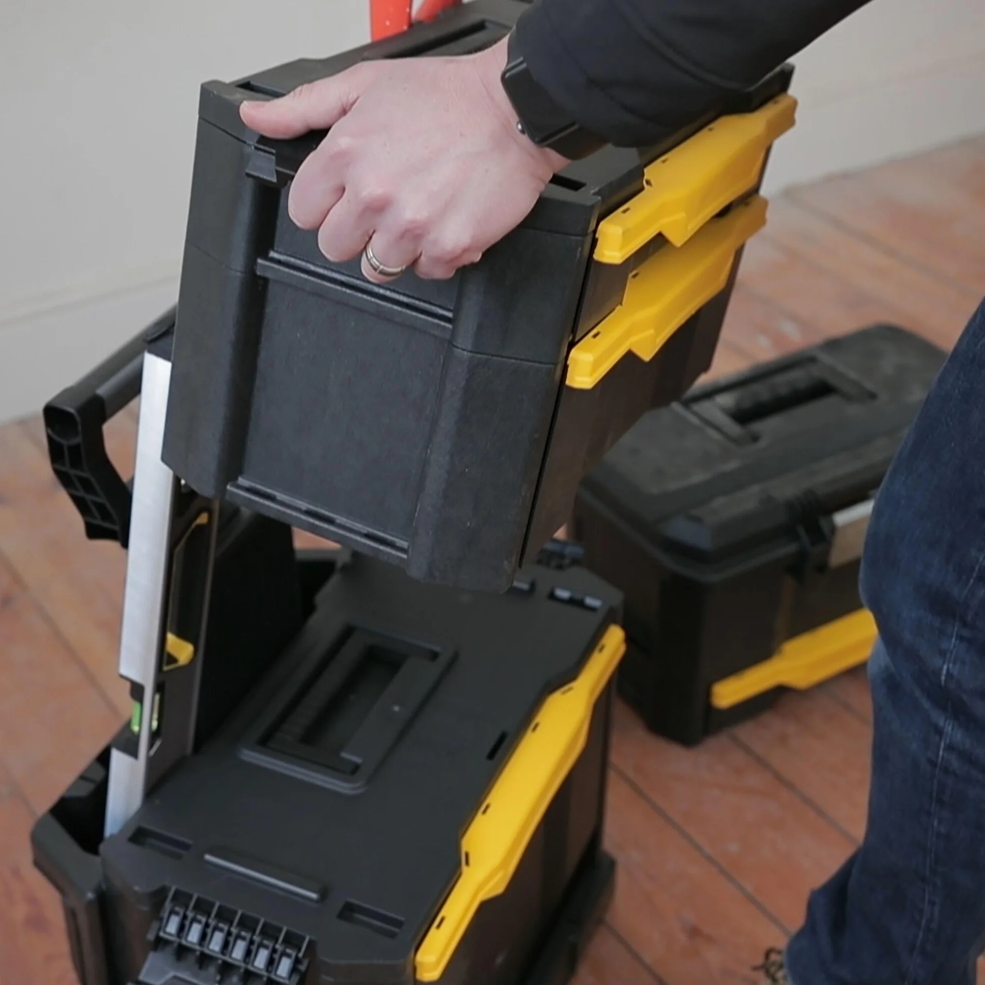 STANLEY Modular Taller Rodante 3 en 1 con Ruedas, Asa Telescópica, 35 kg