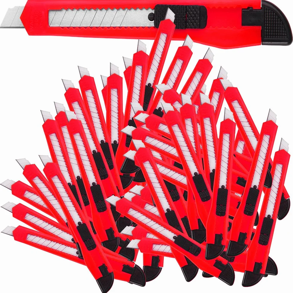 DEUBA® Juego de 50 Cúteres con Asa Ergonómica Hoja 9mm Set de Cuchillas Multiuso para alfombras fieltro Corte a presión