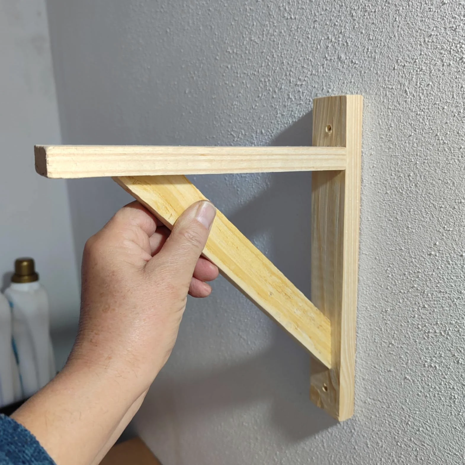 Soportes escuadras de Estante 4 unidades de Madera de Pino Aketemola | Estilo Natural para Baldas | Hechas a Mano | Fácil Instalación | 28x22 cm