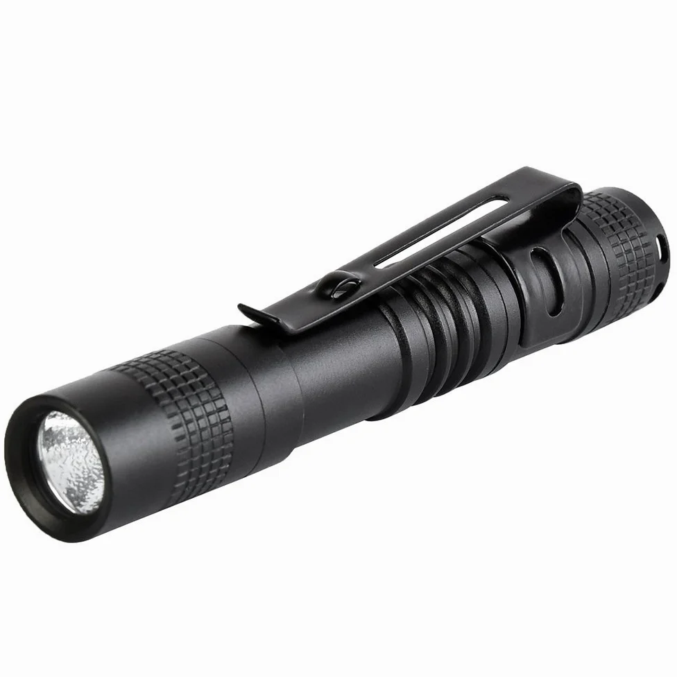 Paquete de 5 mini linternas pequeñas LED potentes de alto lúmenes tácticos con clip, linterna compacta de bolsillo portátil delgada para inspección de emergencia, batería AAA, resistente al