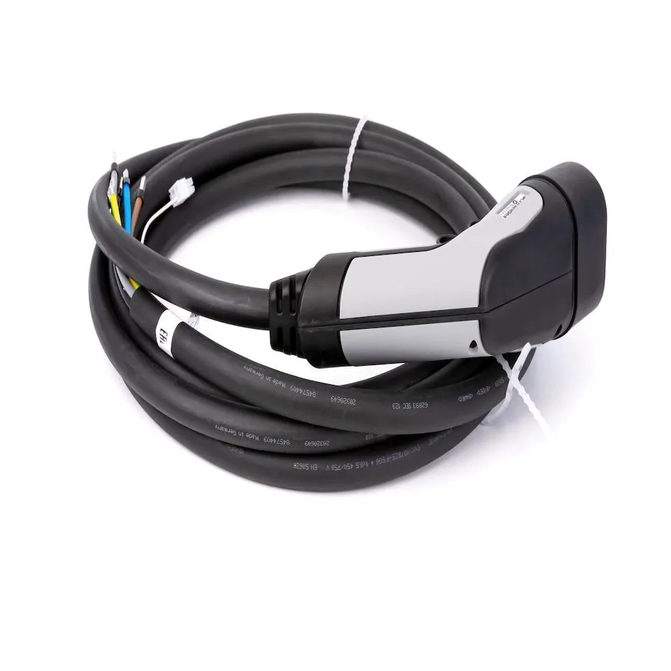 Schneider Electric, EVlink, EVP1CBS323C45, cable adjunto, T2 32A 3-Ph IEC 4,5 m Smart Wallbox