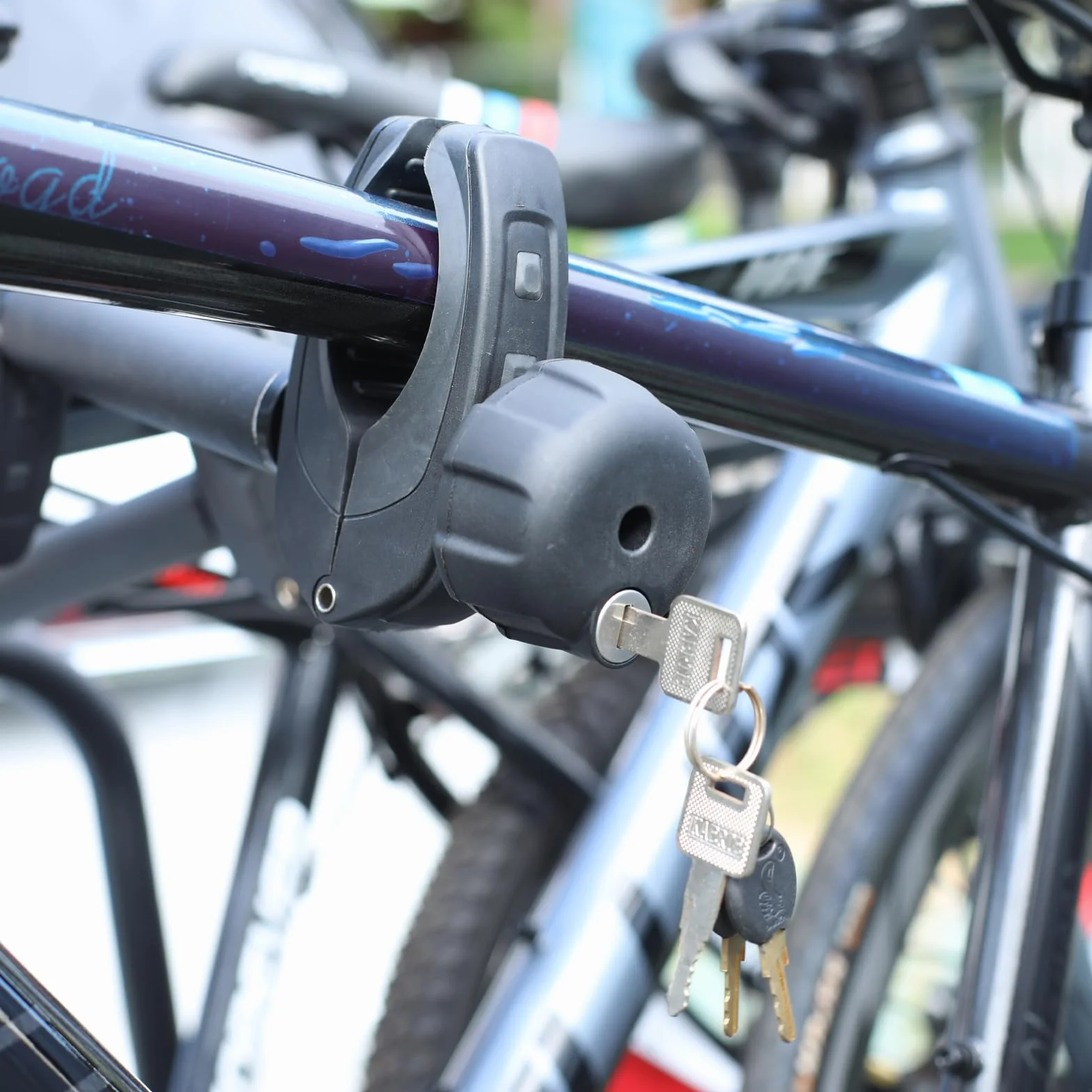 Soporte de bastidor para portabicicletas universal corto 25 cm aluminio cierre tubo U Ø 2,5-3 cm bicicleta 3-6 cm