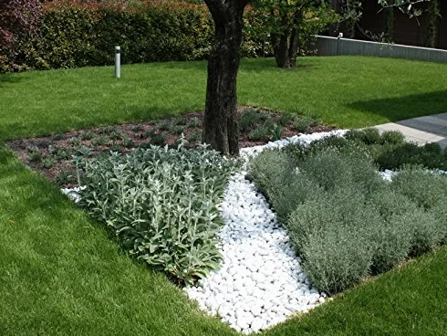 Saco de 25 kg de piedras de mármol blanco de Carrara, perfectas para decoración de jardines. Varias medidas disponibles
