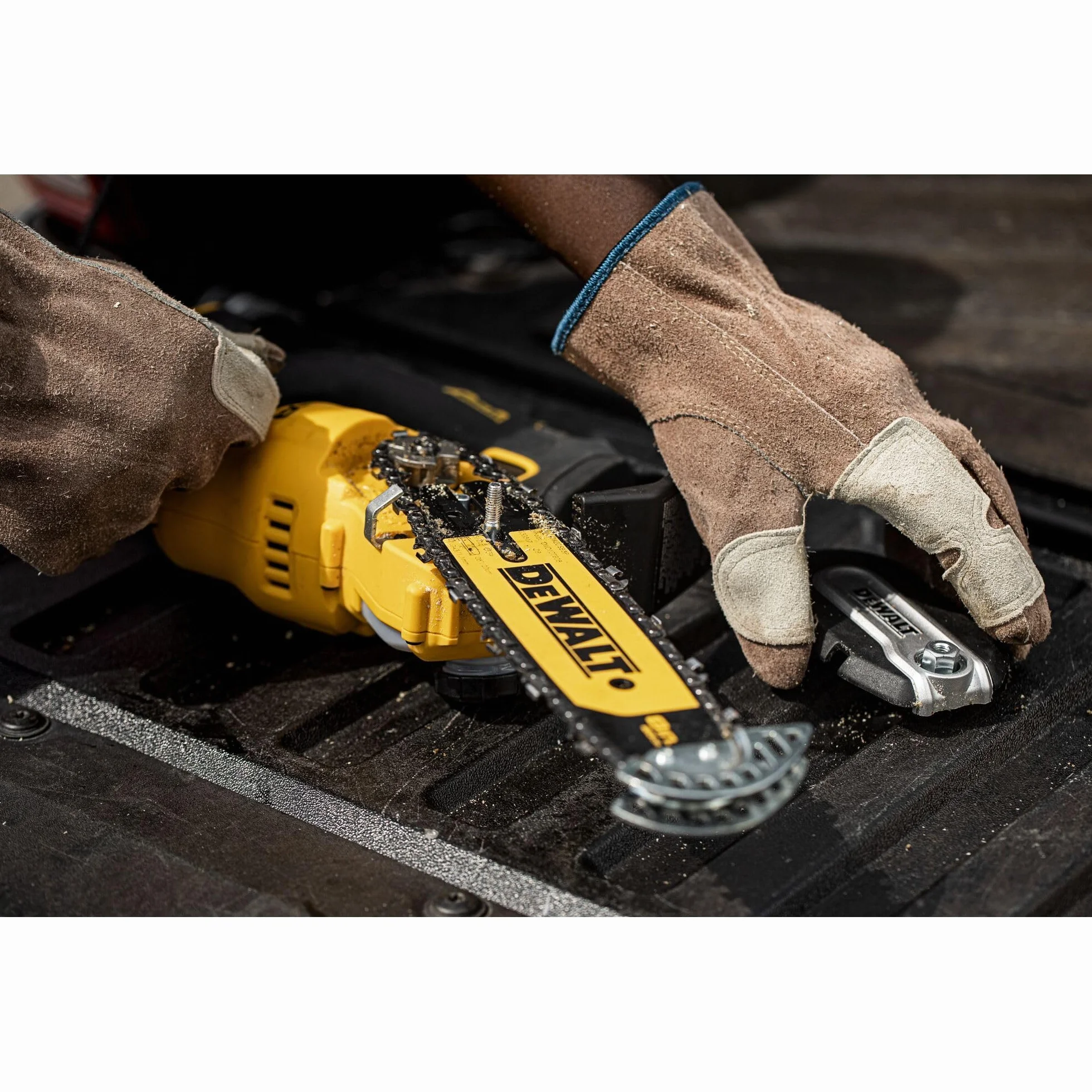 DEWALT XR DCMPS520N-XJ Sierra de podar sin escobillas 18V