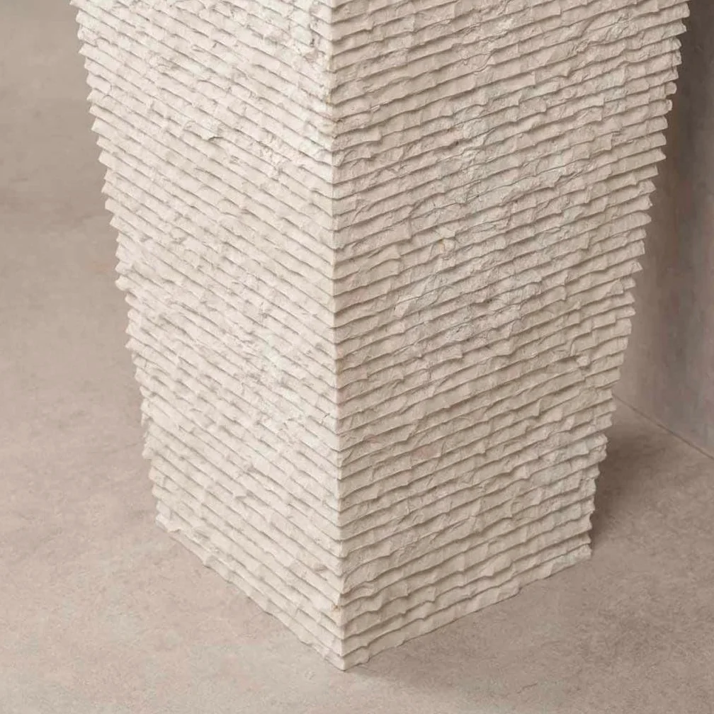 wanda collection - Lavabo de pie piramidal de Piedra para Cuarto de baño Habana Crema
